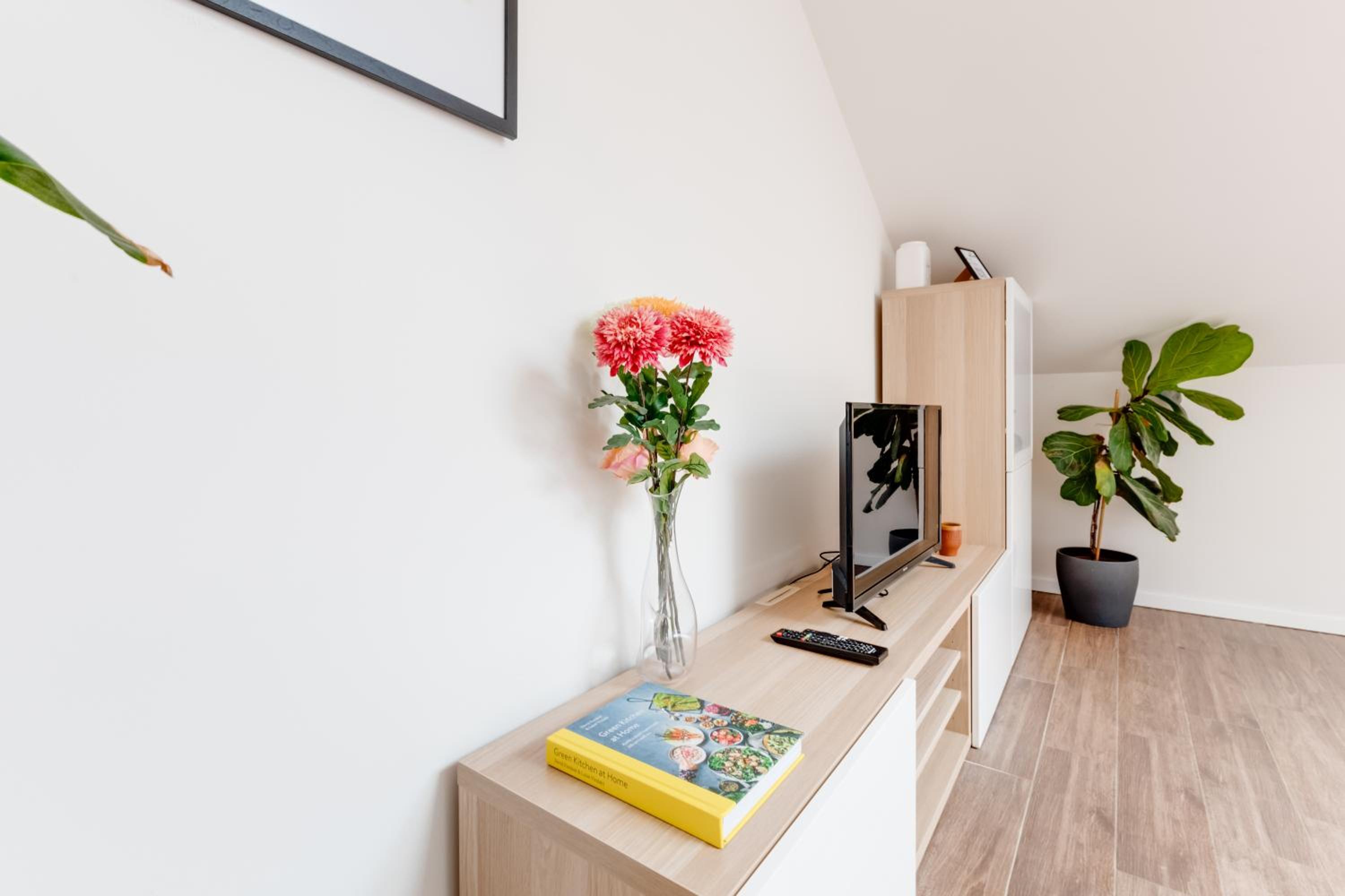 Central Cool Apt with terrace - Leg11