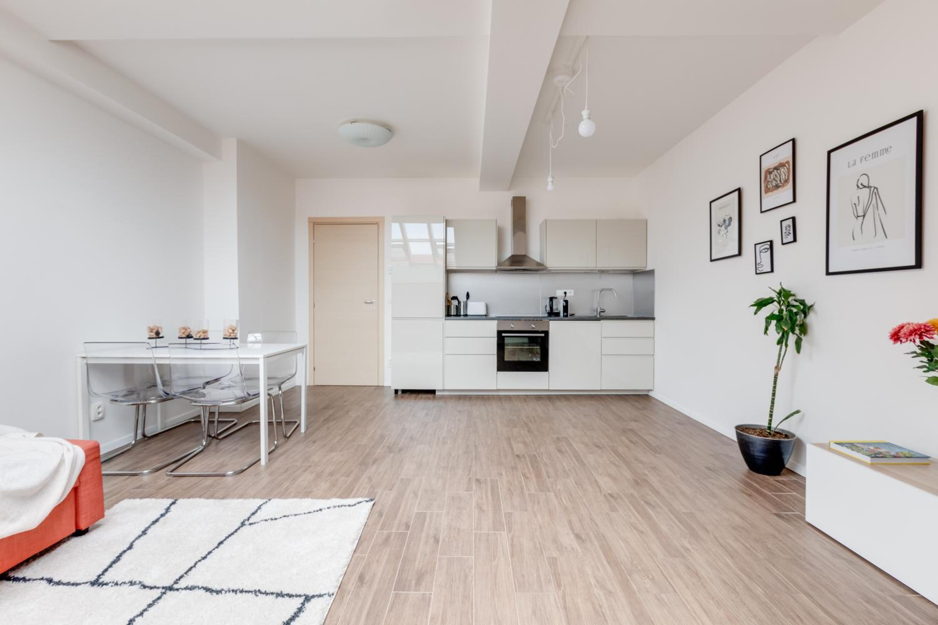 Central Cool Apt with terrace - Leg11