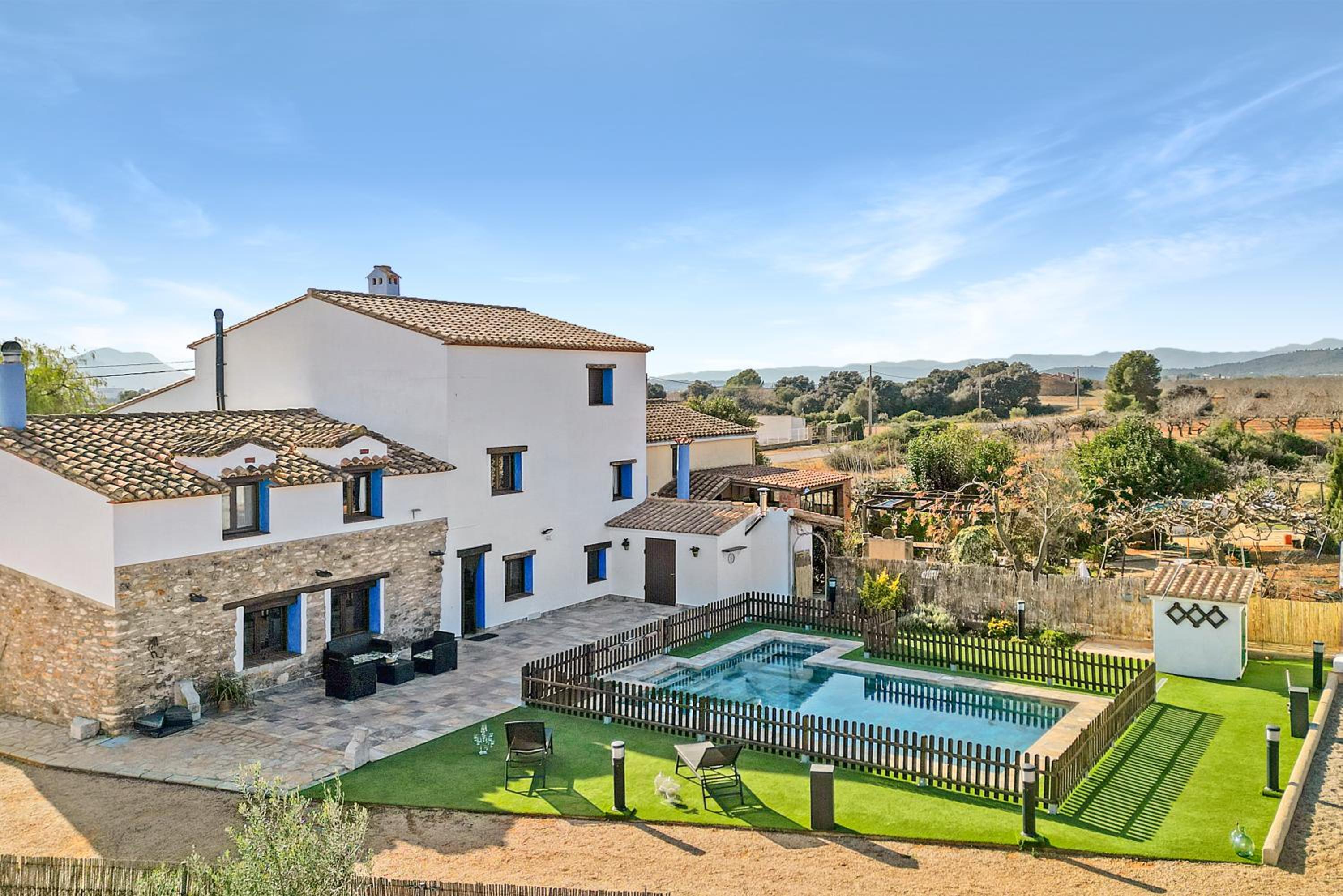 Luxe Mediterranean Masia BBQ Pool Chillout