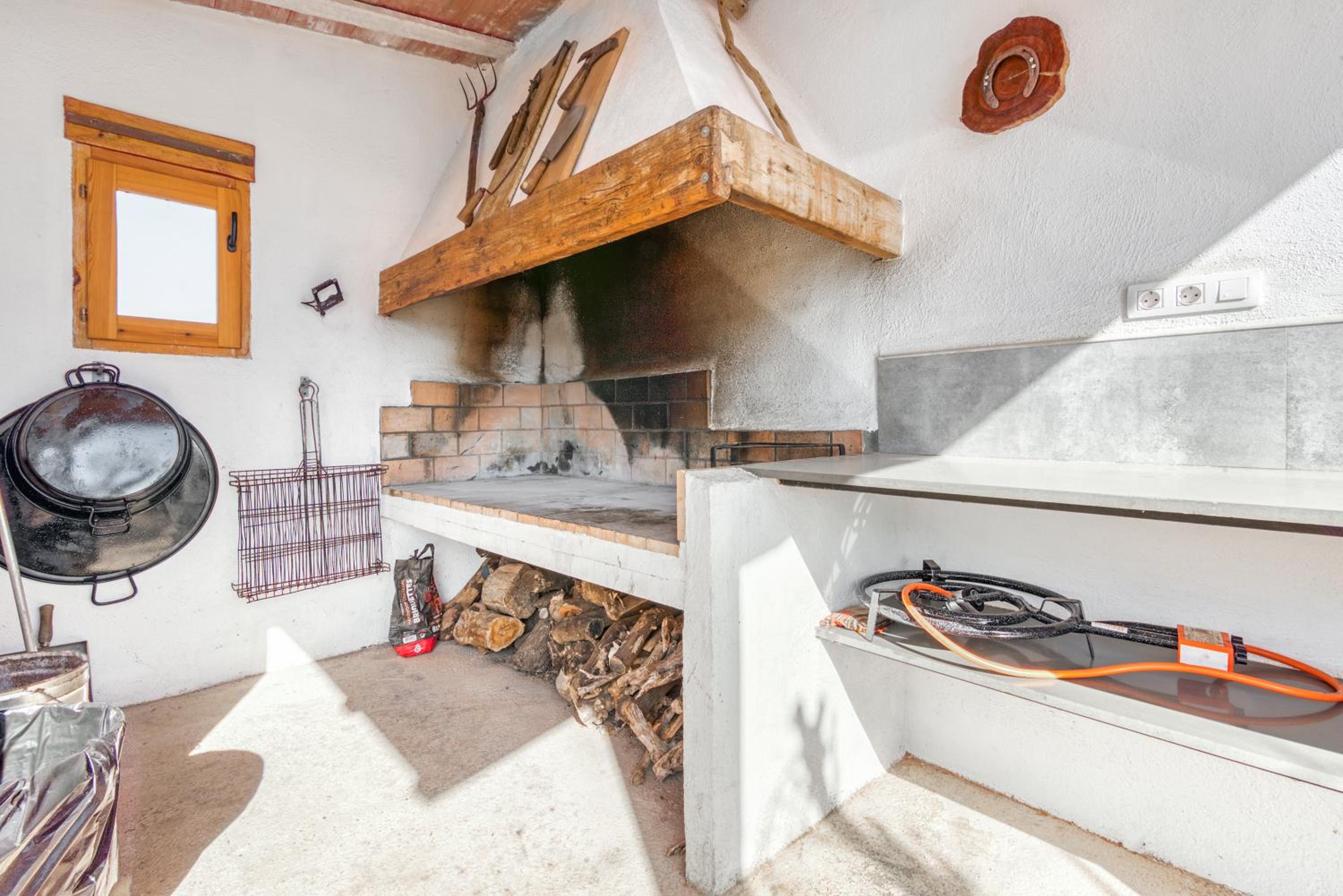 Luxe Mediterranean Masia BBQ Pool Chillout