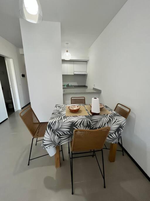 1 BR *Apt. Nuevo* Moderno y Luminoso