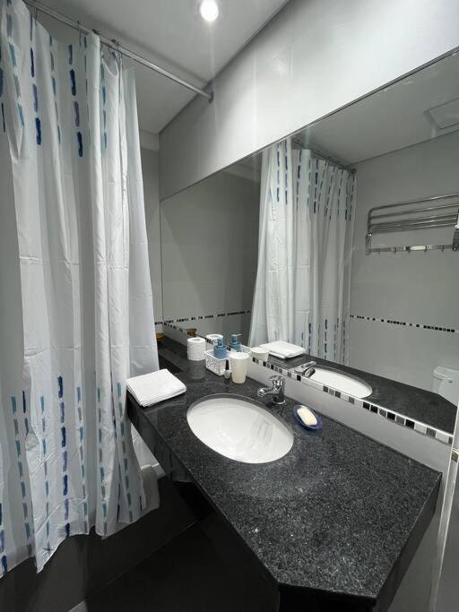 1 BR *Apt. Nuevo* Moderno y Luminoso
