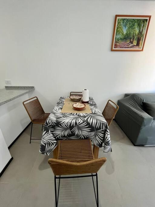 1 BR *Apt. Nuevo* Moderno y Luminoso