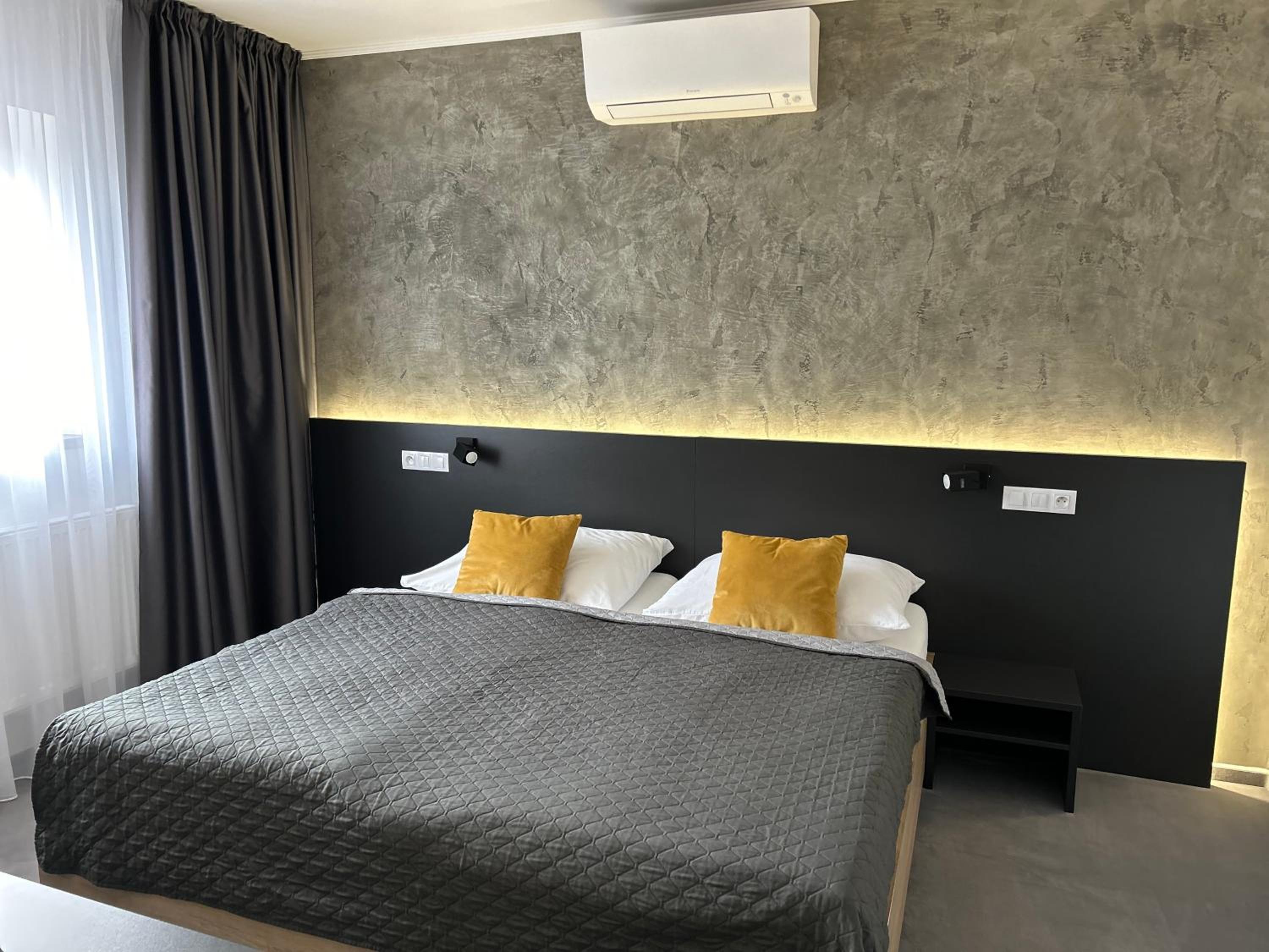 Hotel 14Dveří