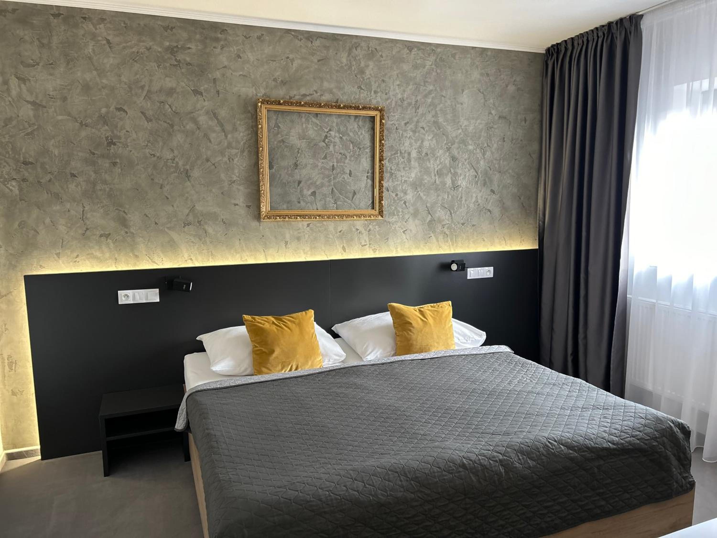 Hotel 14Dveří