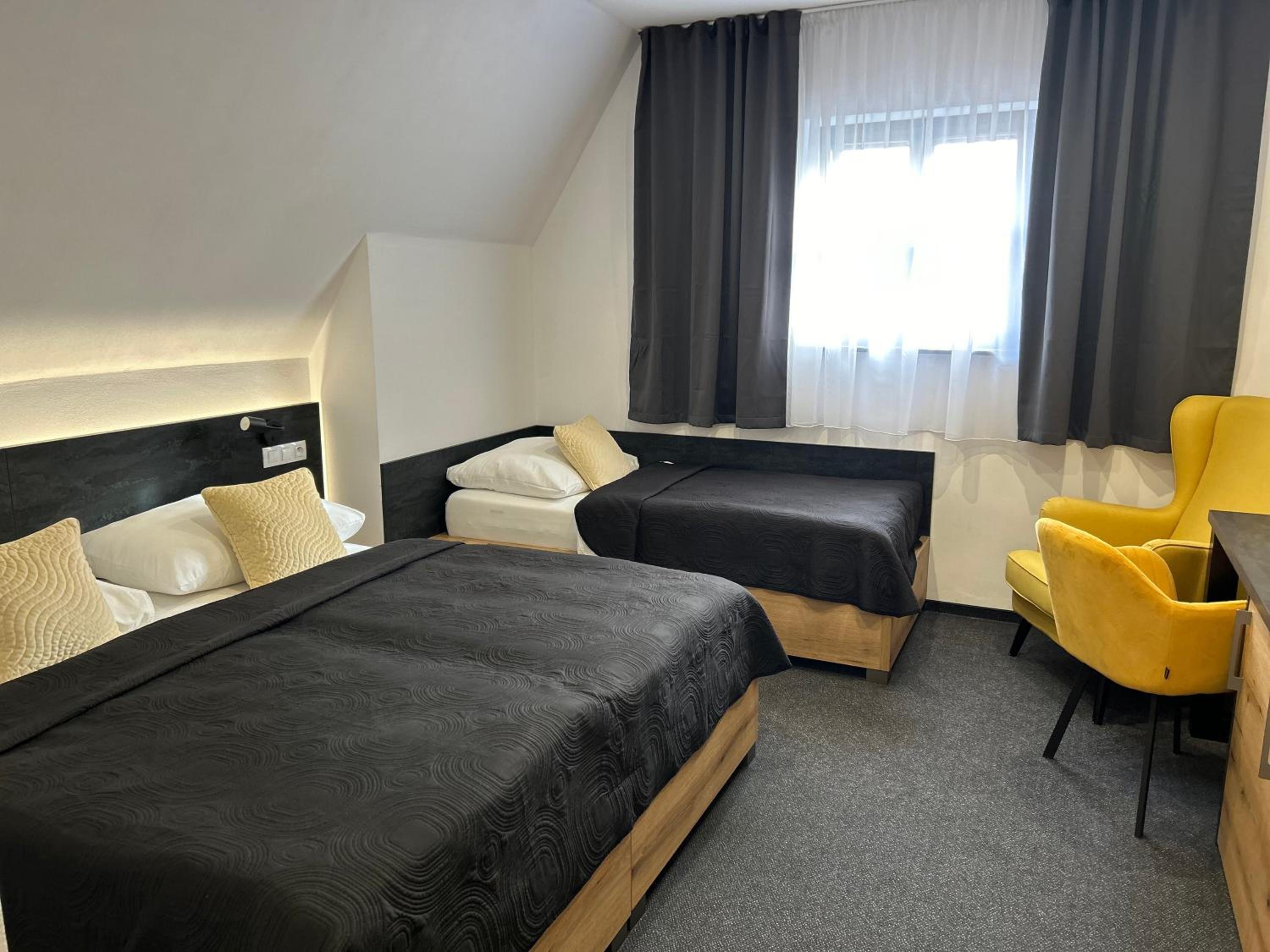 Hotel 14Dveří
