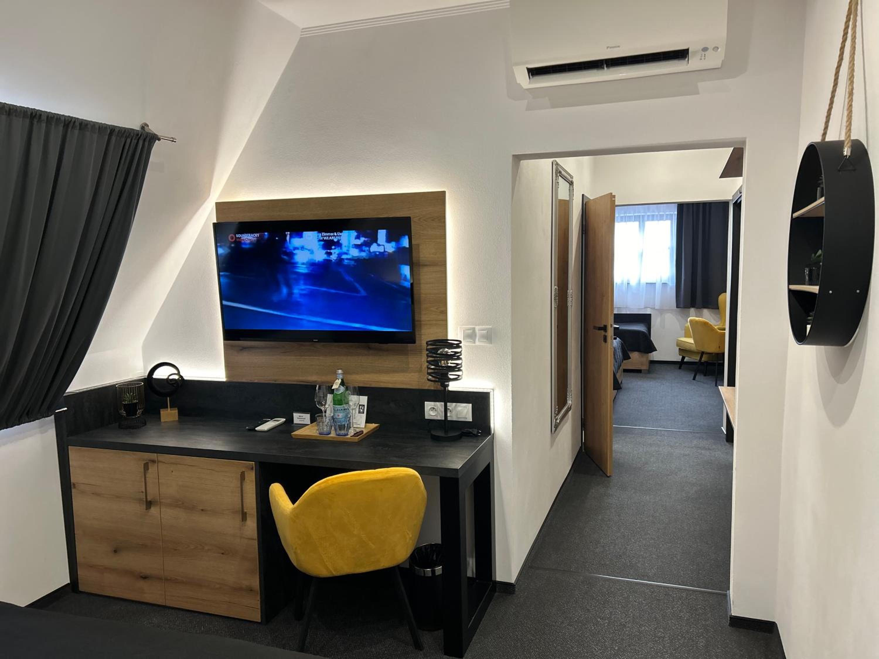 Hotel 14Dveří