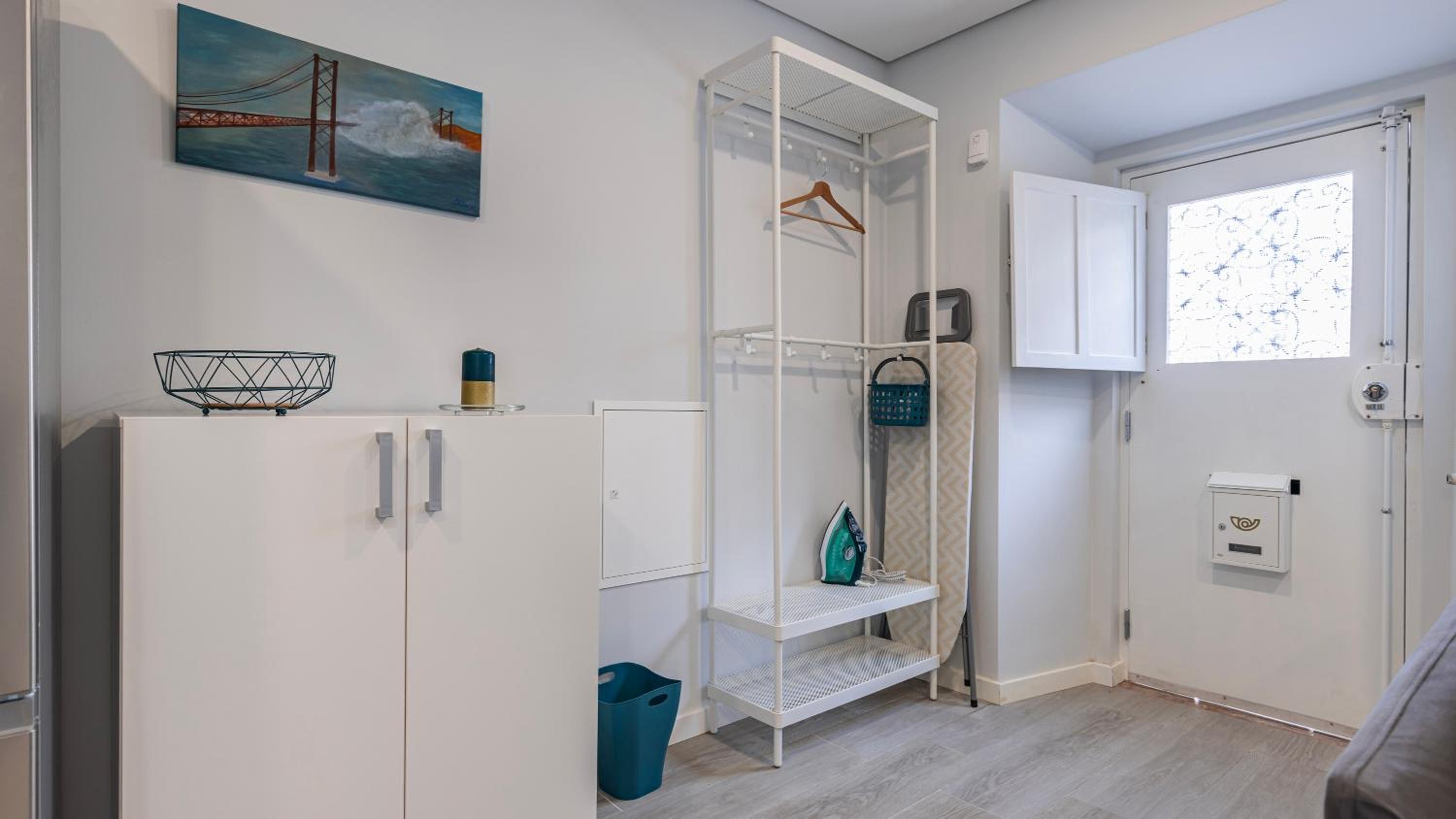 Belém Charming 2BDR House by LovelyStay