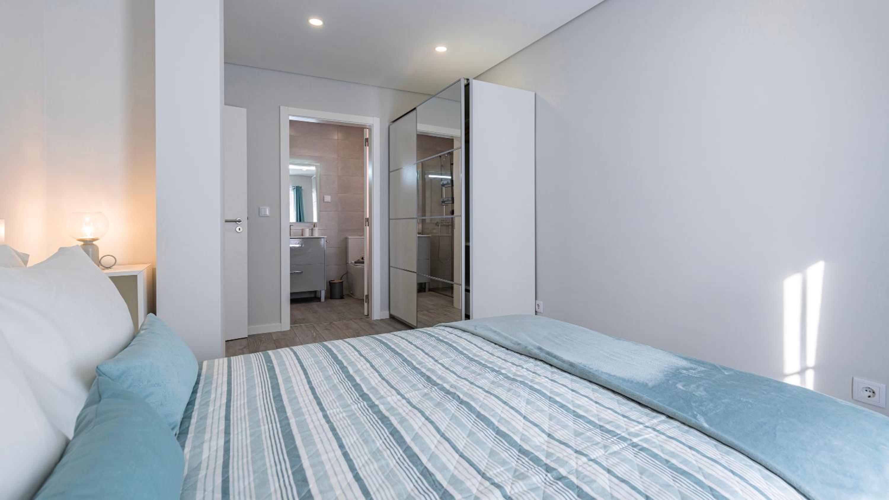 Belém Charming 2BDR House by LovelyStay