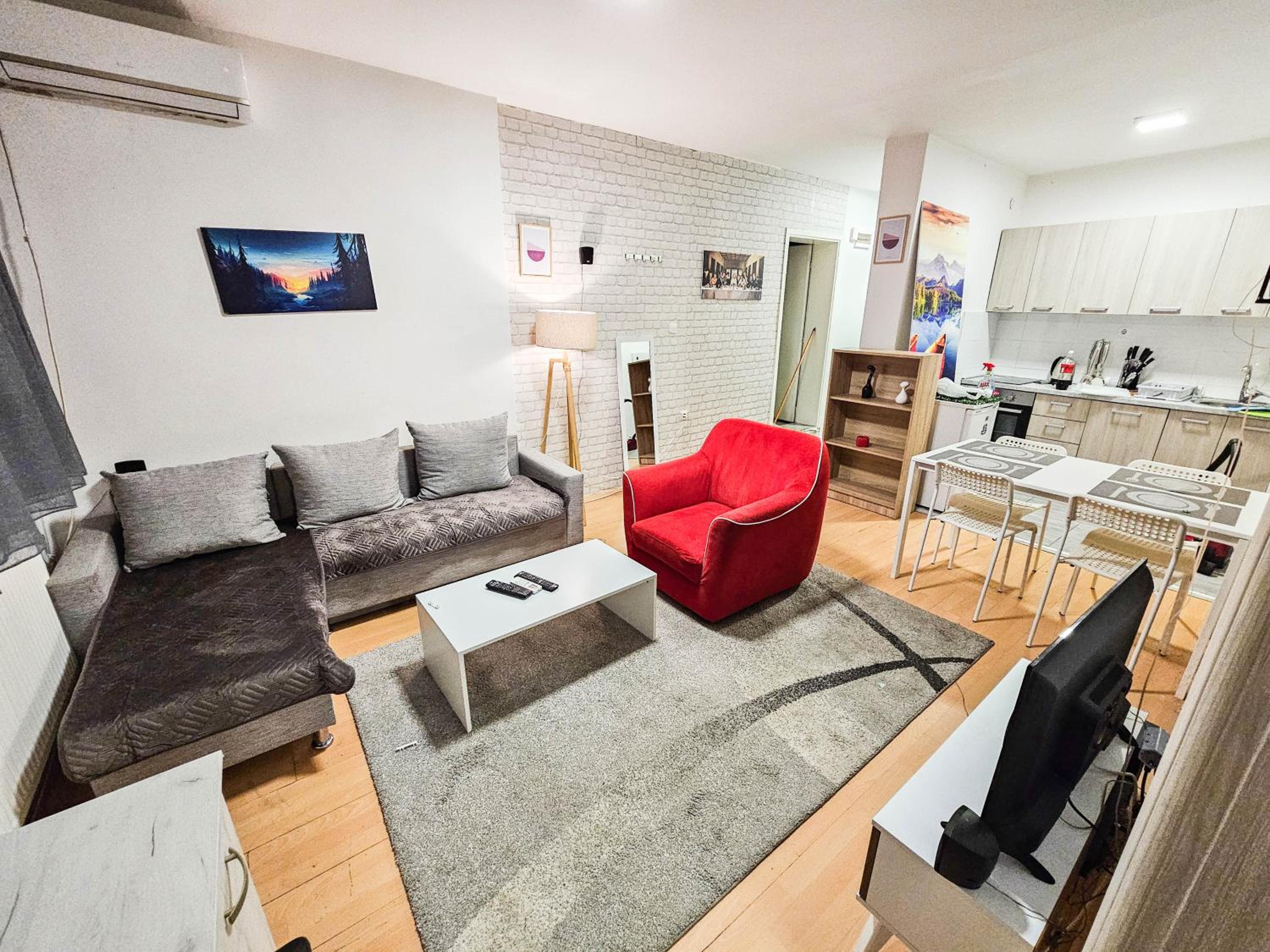 Exclusive Apartment Main Square FREE PARKING