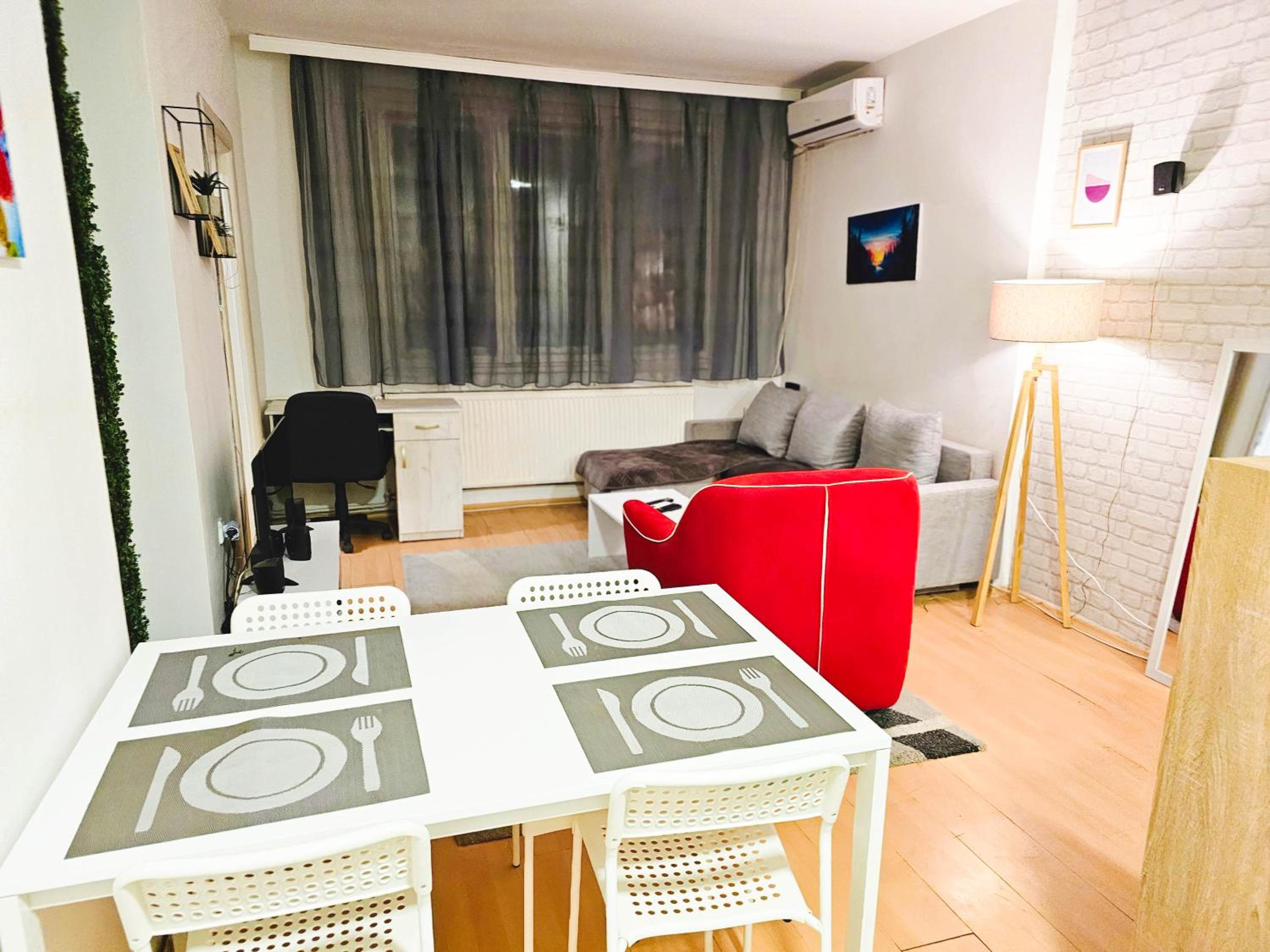 Exclusive Apartment Main Square FREE PARKING