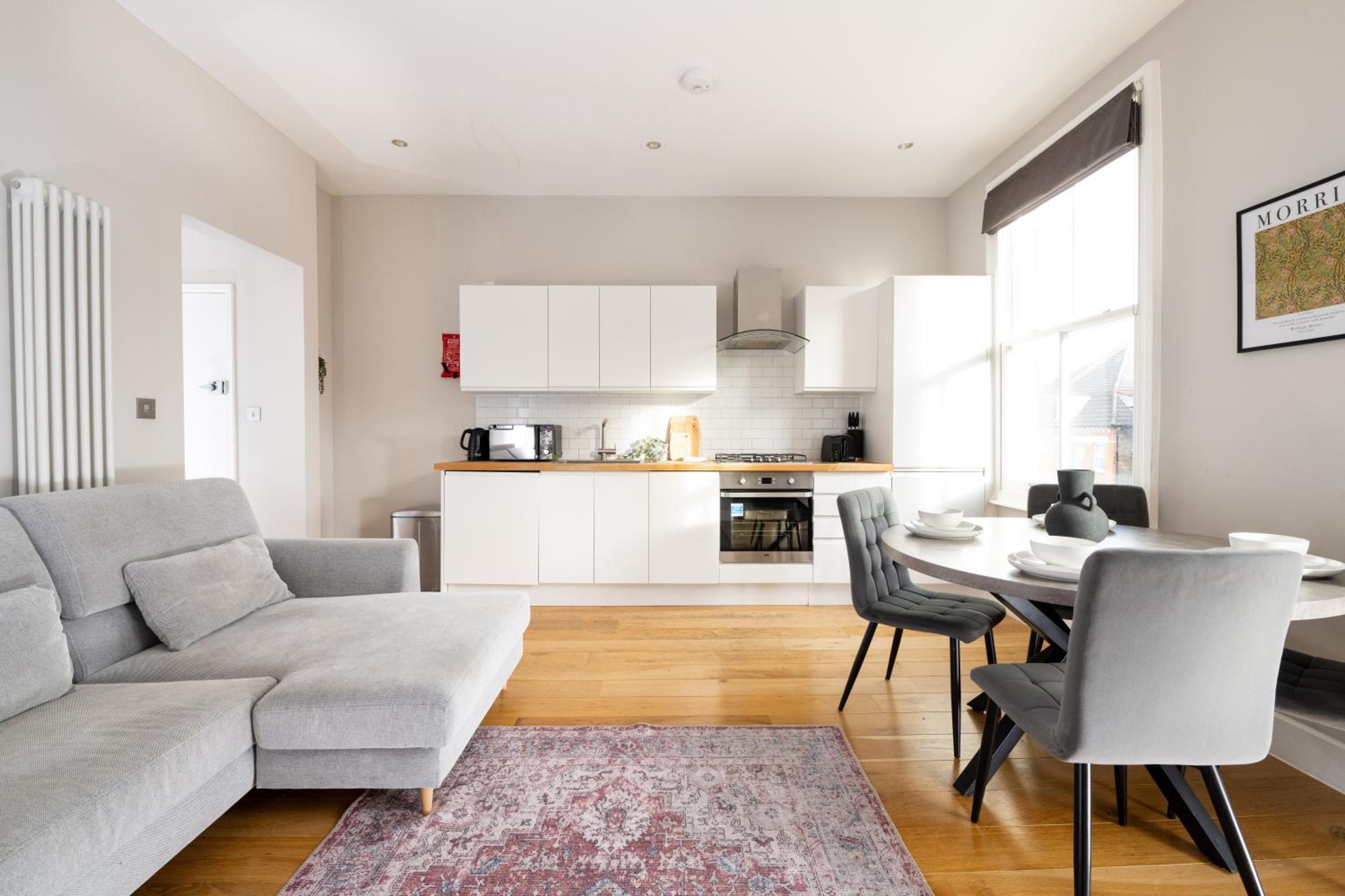 Stylish & Modern London Apartment in Honor Oak