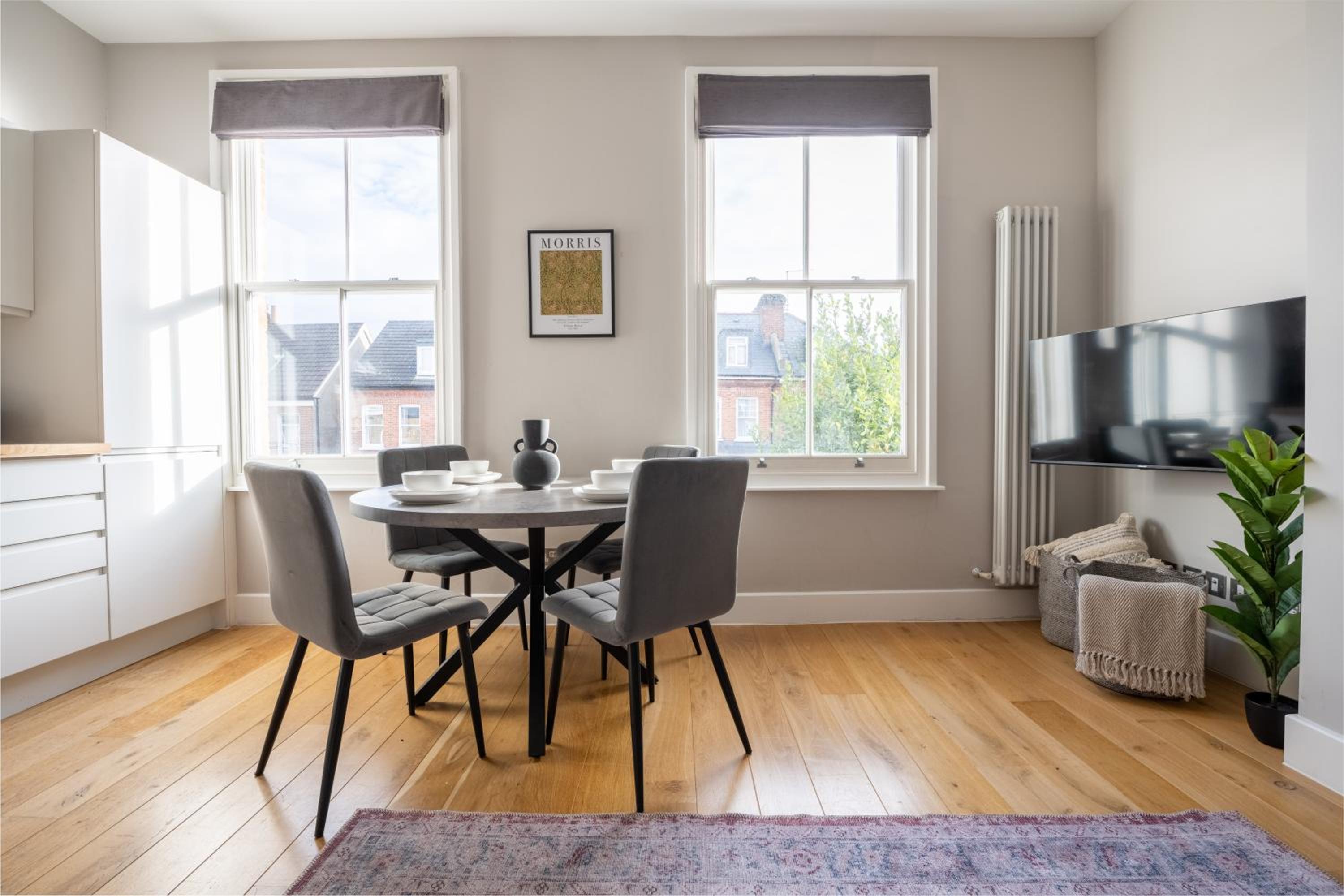 Stylish & Modern London Apartment in Honor Oak