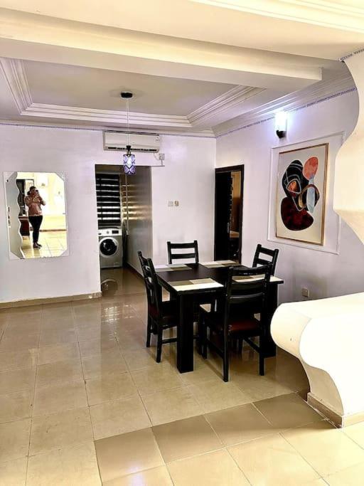 Luxurious and Spacious Apartment in Wuye view 3