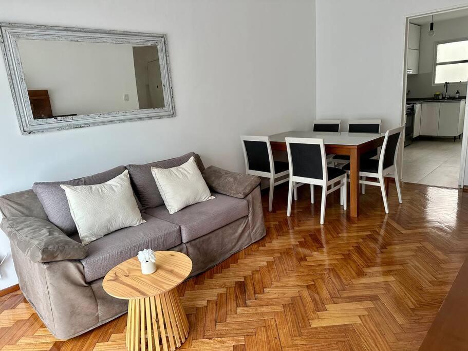 Excelente piso a nuevo! 5 pax