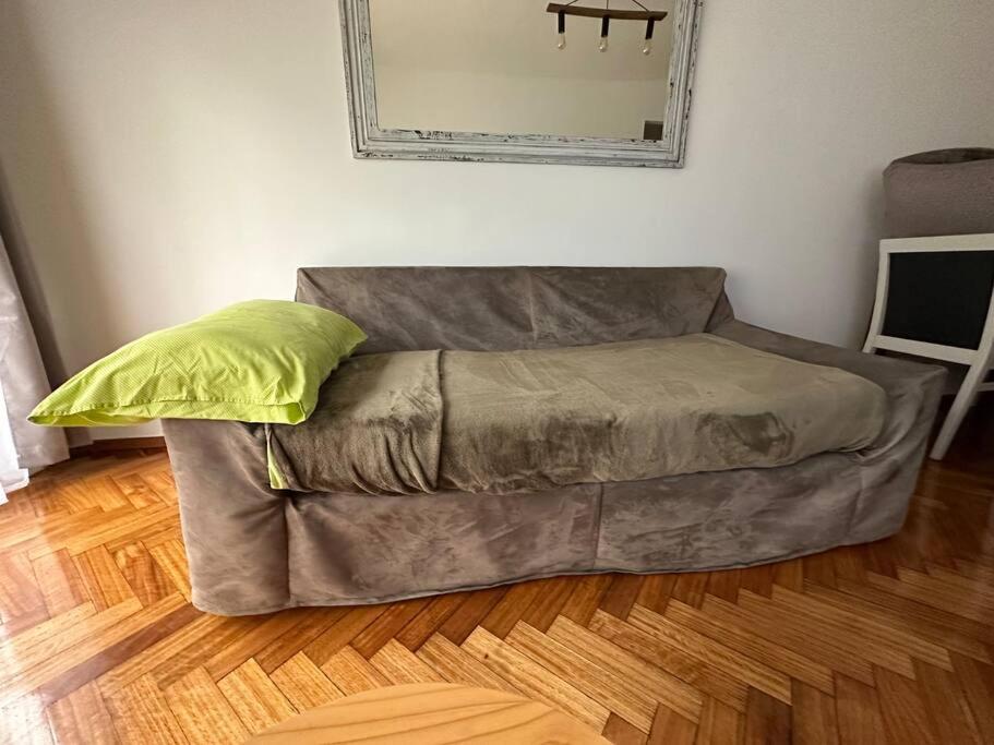 Excelente piso a nuevo! 5 pax