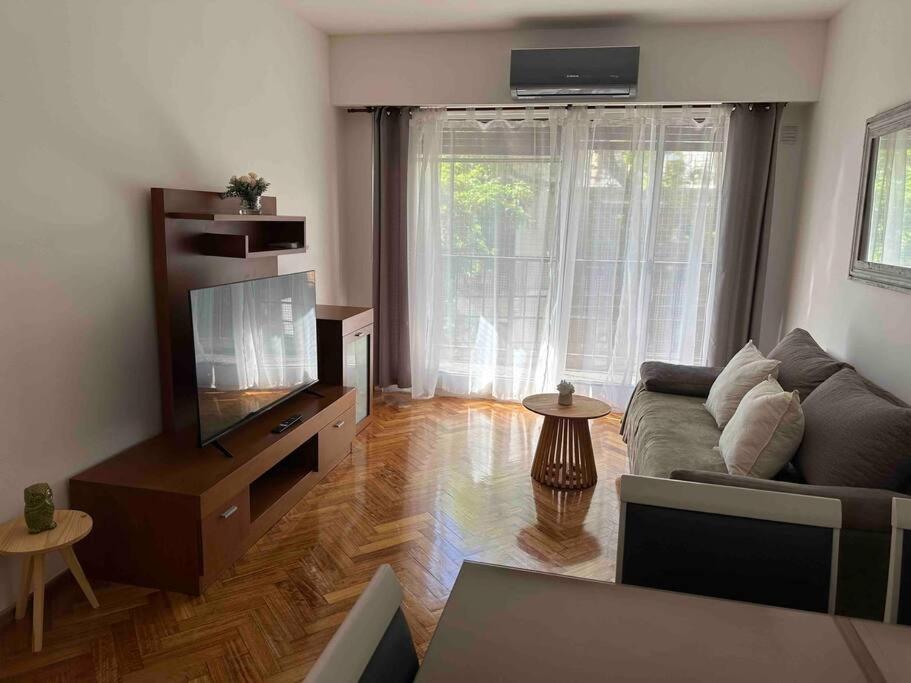 Excelente piso a nuevo! 5 pax