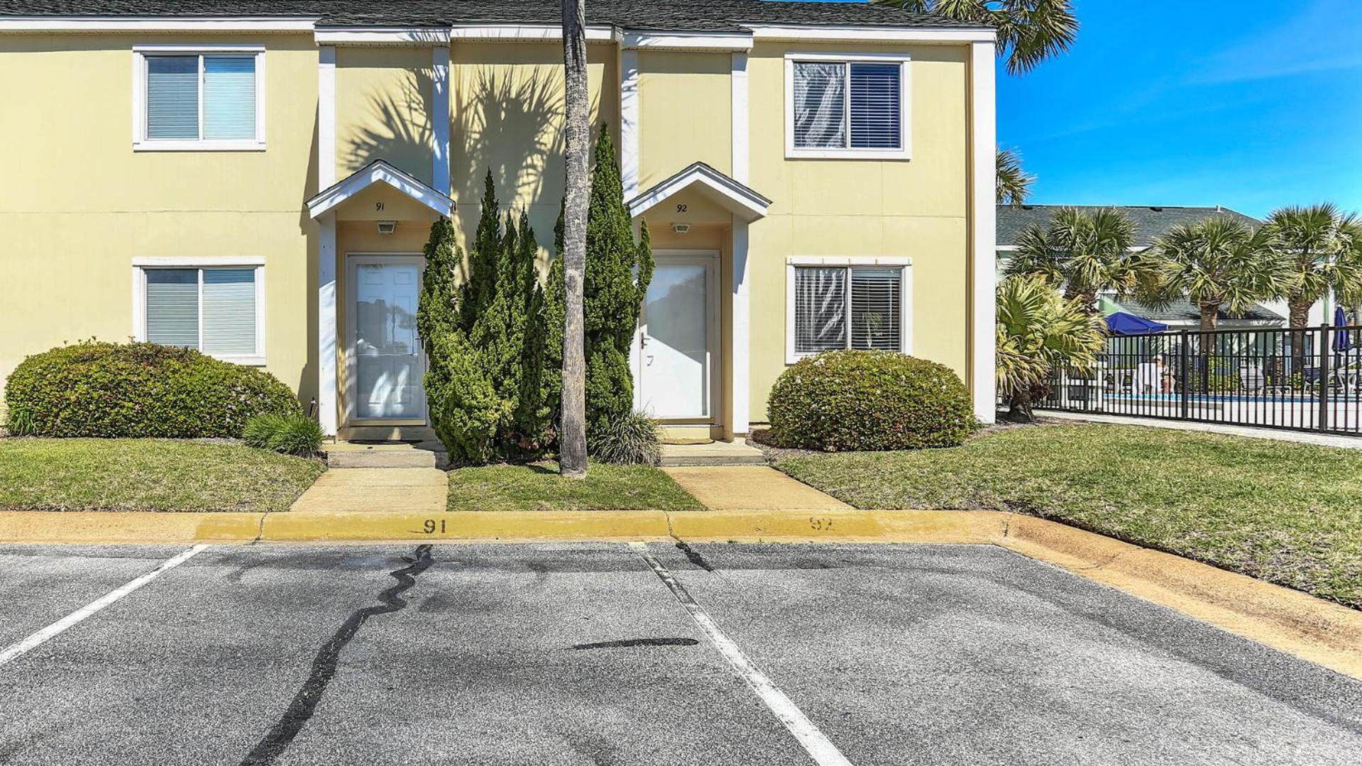 Southbay by the Gulf 91 only 75 Yards to Beach Townhome in the Heart of Destin view 3