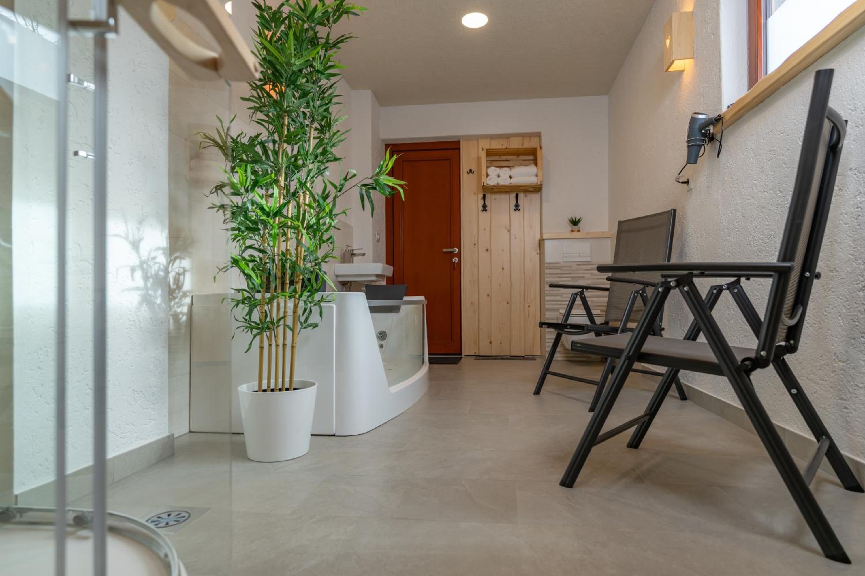 Apartment Orehar