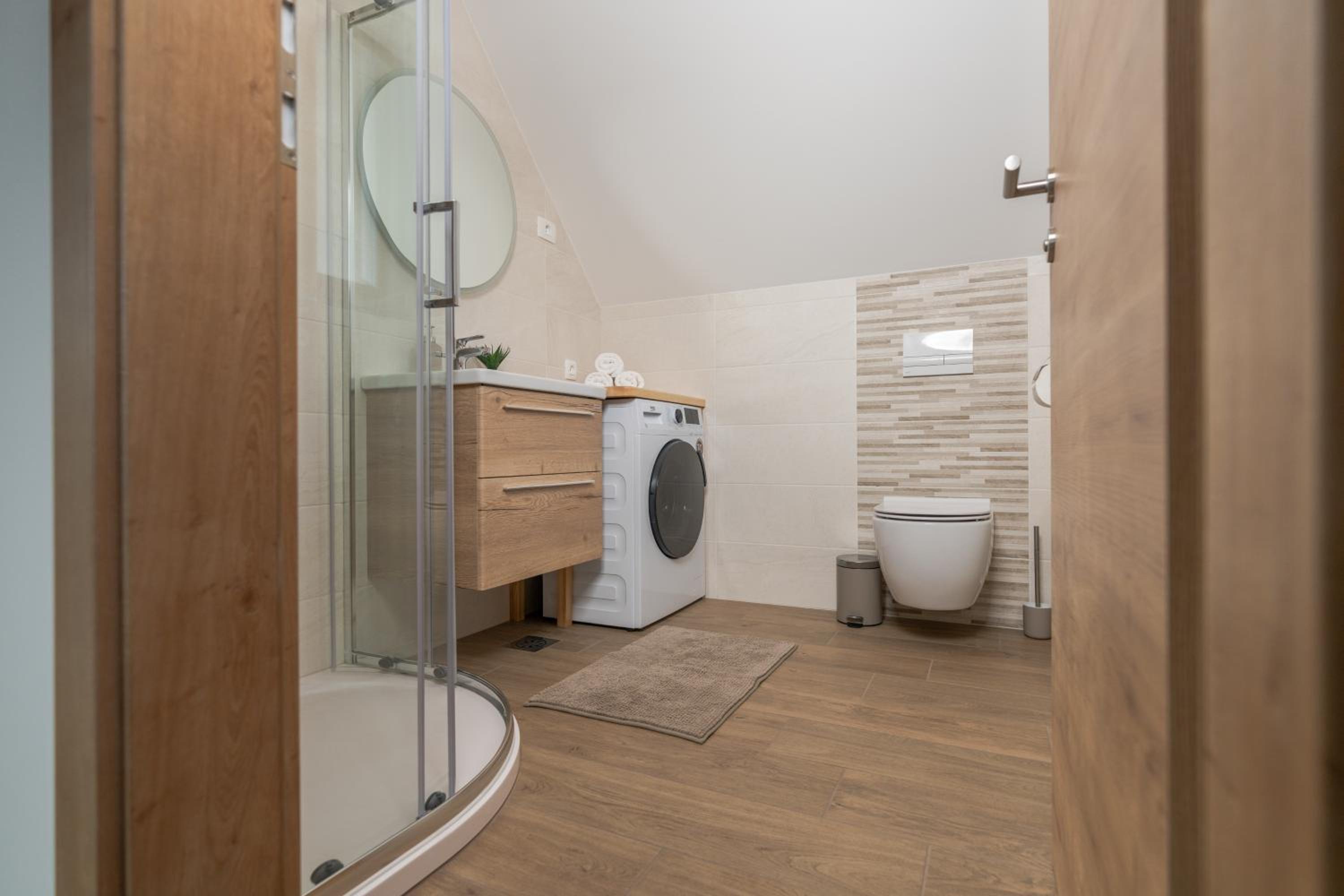 Apartment Orehar