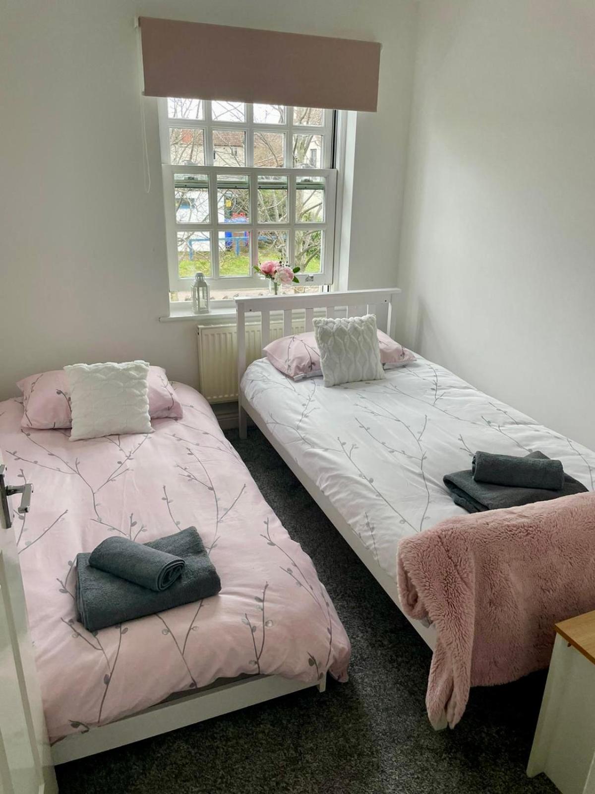 The Gorge Getaway - Deluxe 3-Bedroom Apartment view 4