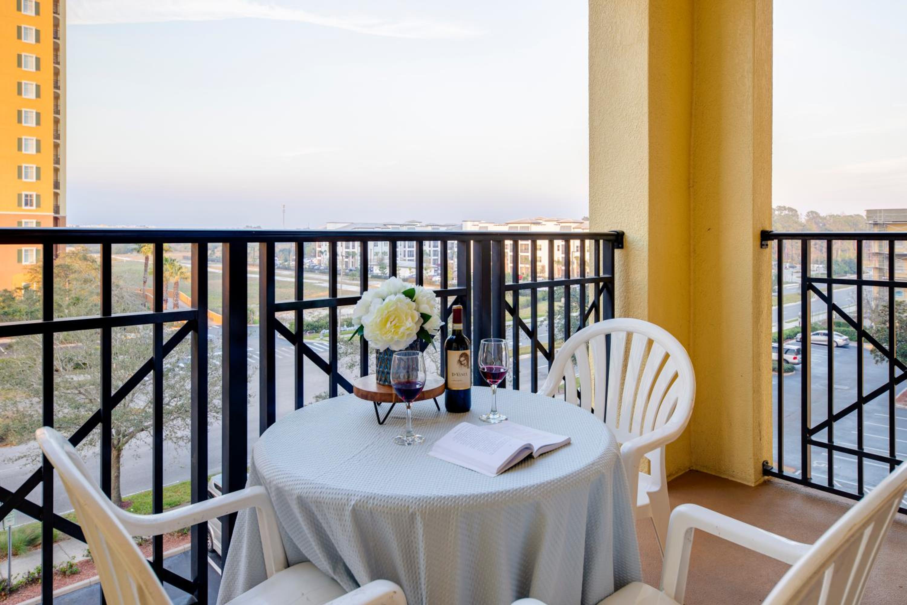Elegant Condo Retreat Near Disney