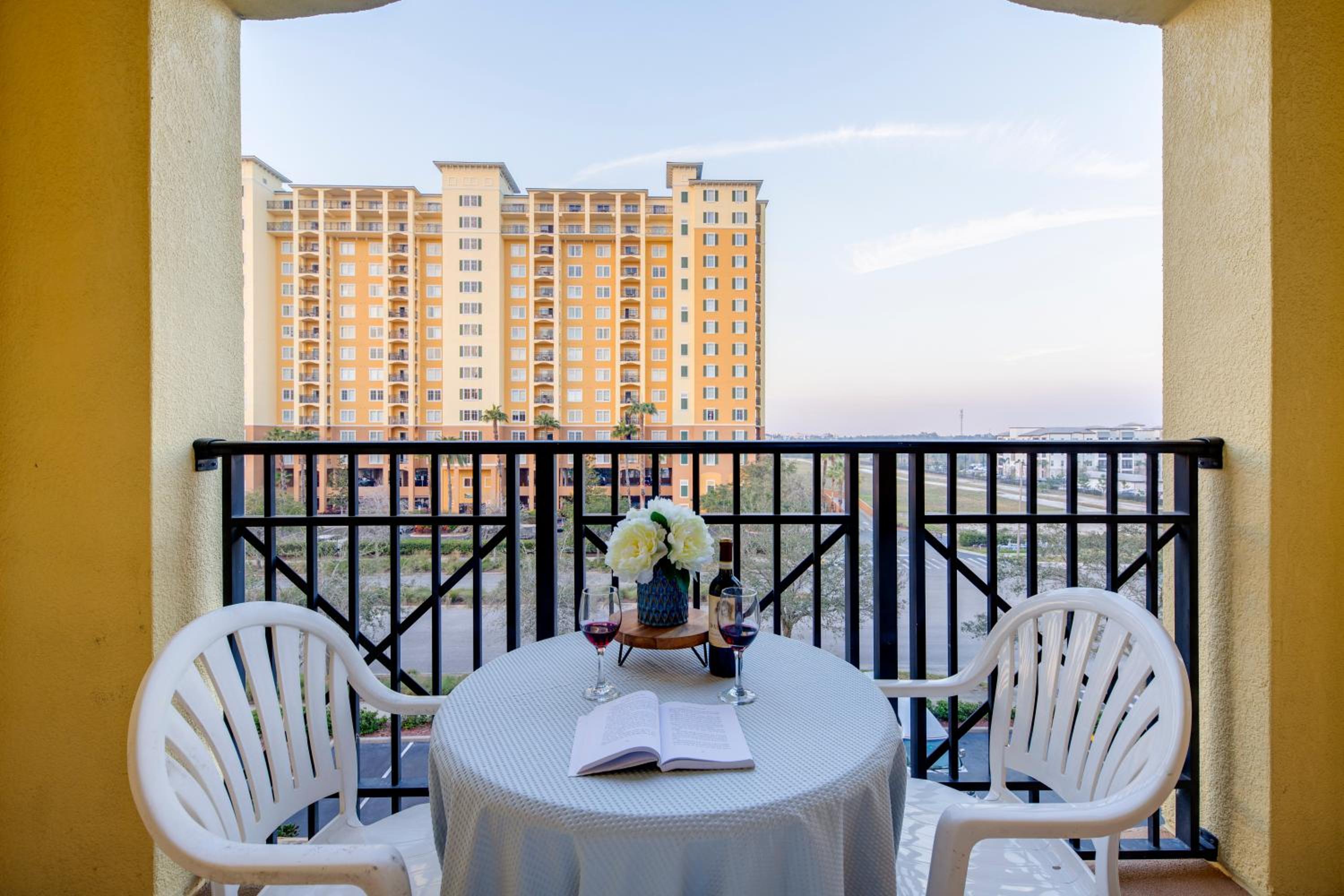 Elegant Condo Retreat Near Disney