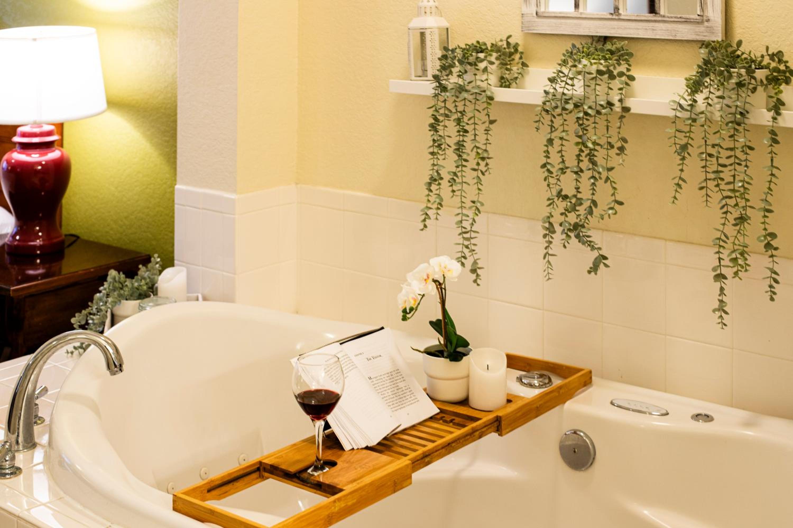 Elegant Condo Retreat Near Disney