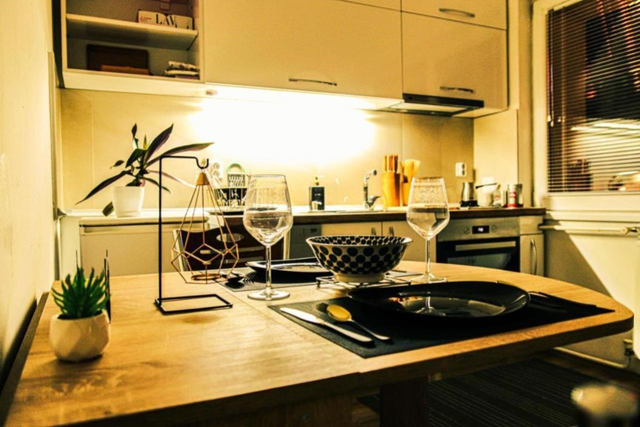 Exclusive Apartment Main Square FREE PARKING