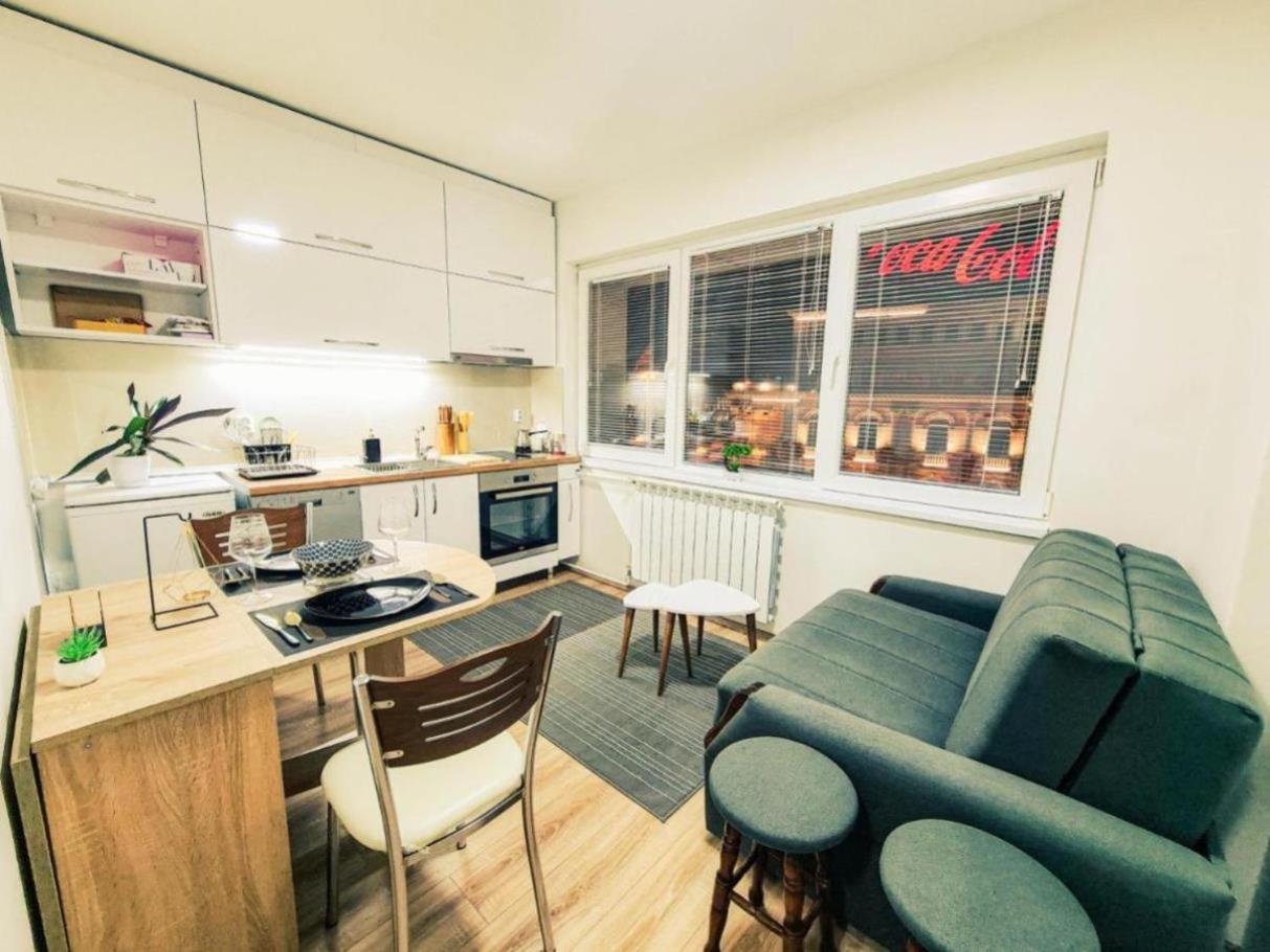 Exclusive Apartment Main Square FREE PARKING