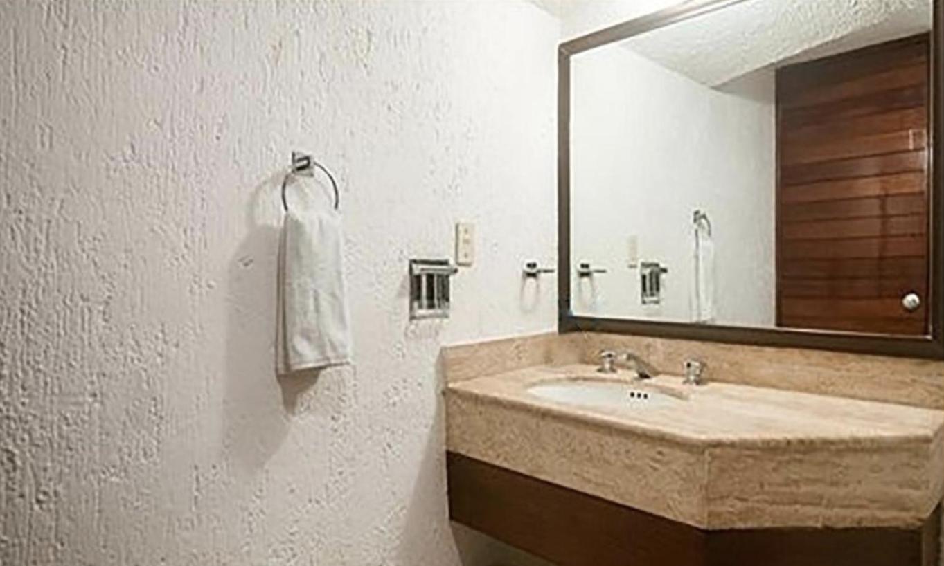 Cancun Villa Agave, access to the Beach!