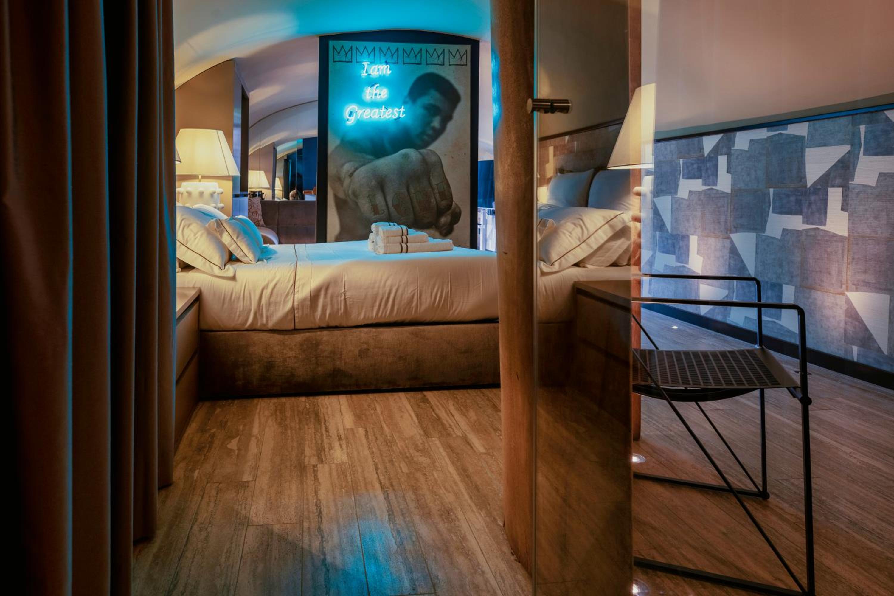 hotel room