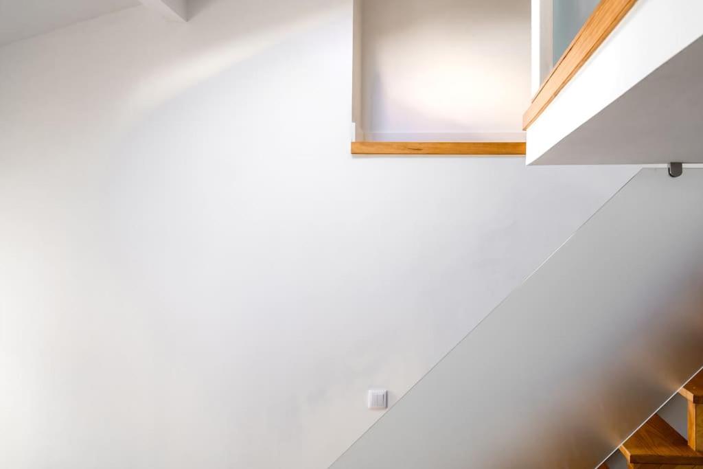 Loft in Graça with AC on Ground Floor by Lisbeyond view 2