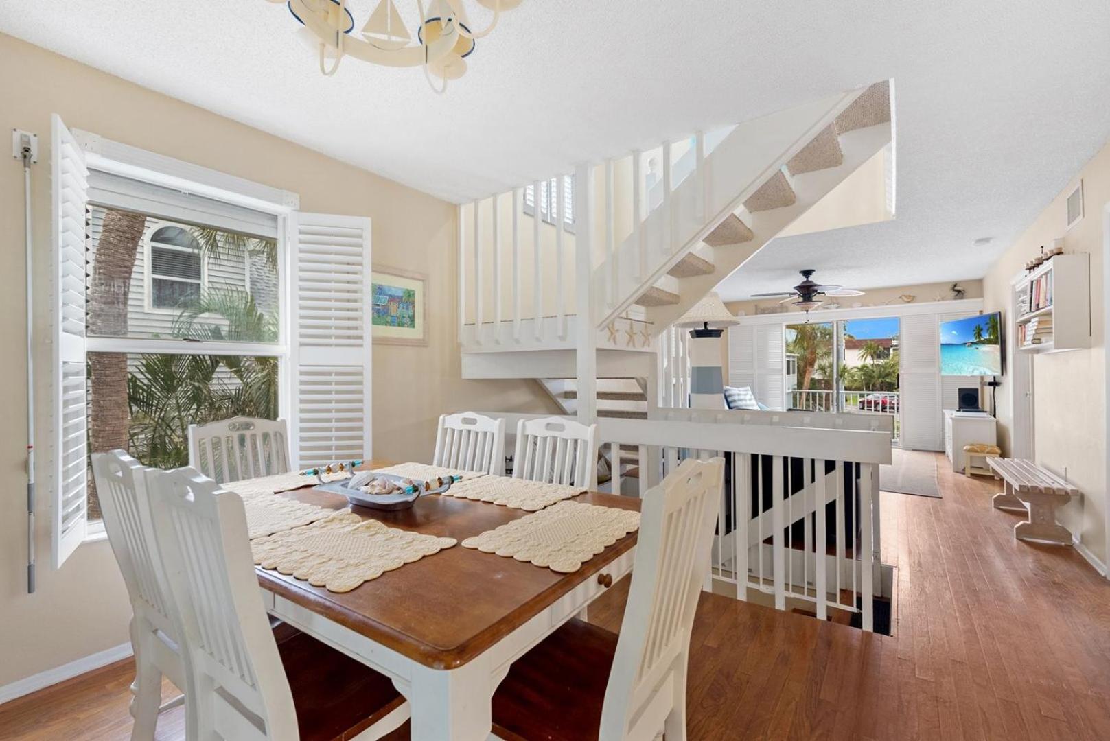 NORTH BEACH VILLAGE 6325 home view 5
