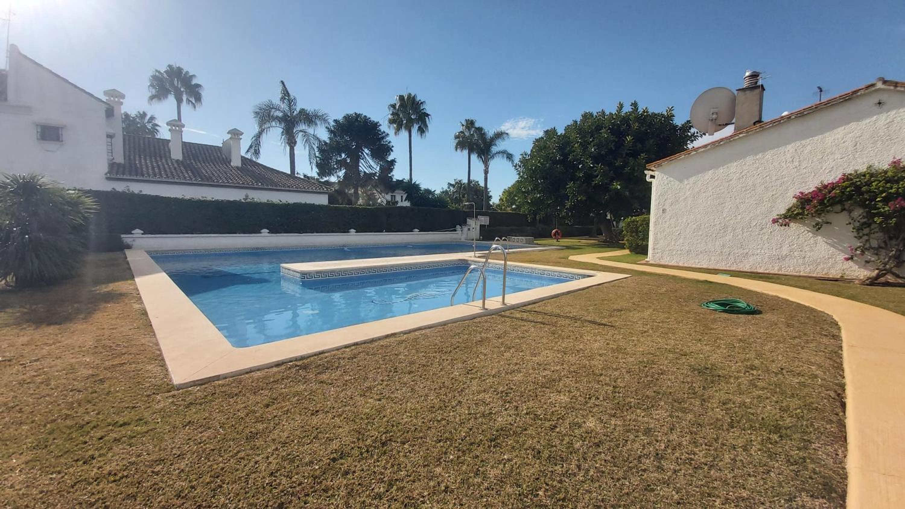 Del Parque Flats Picasso Townhouse