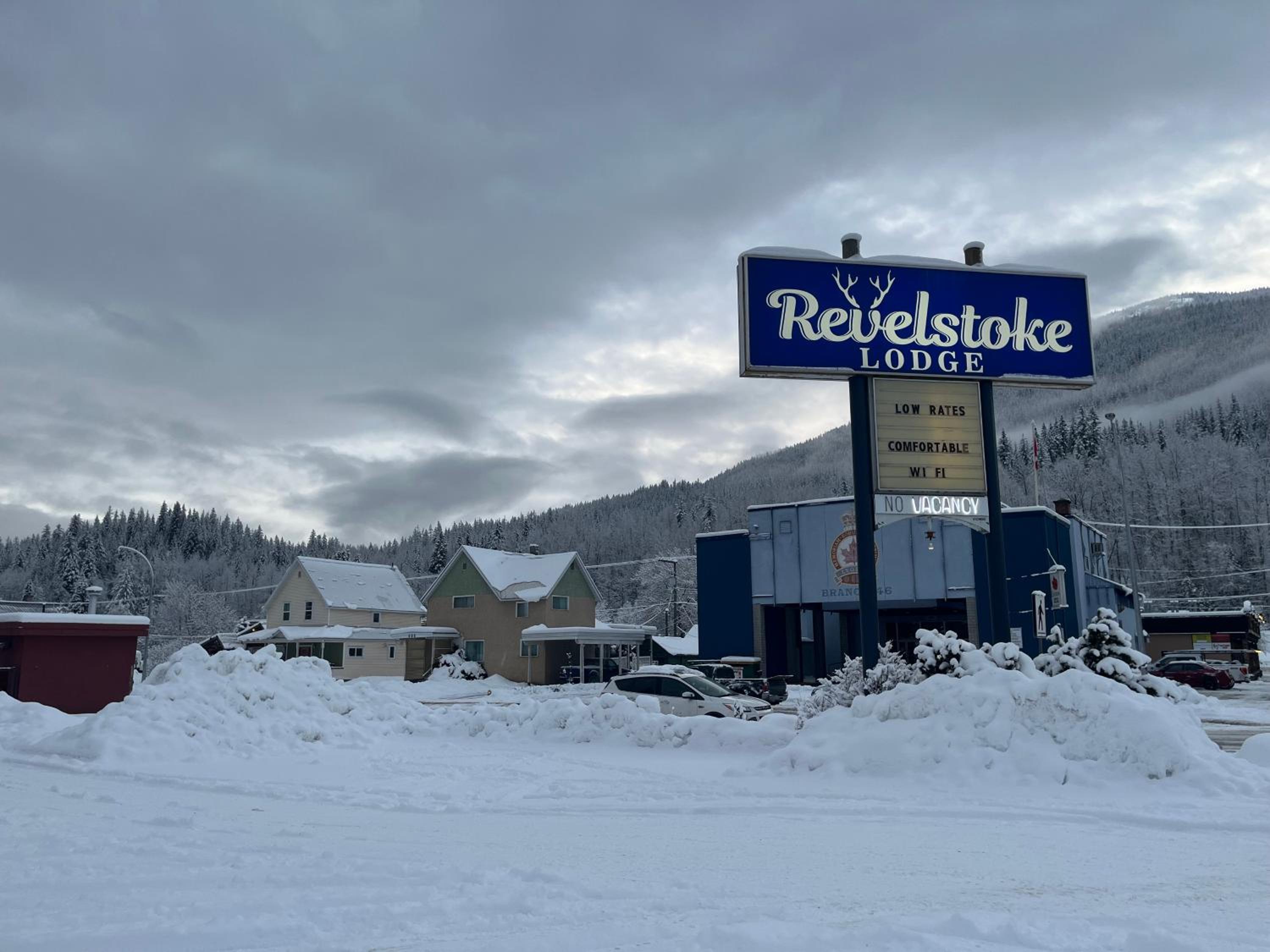 Revelstoke Lodge