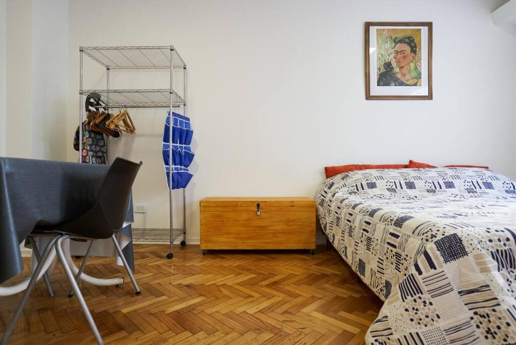 Confortable apartamento a pasos del Obelisco.
