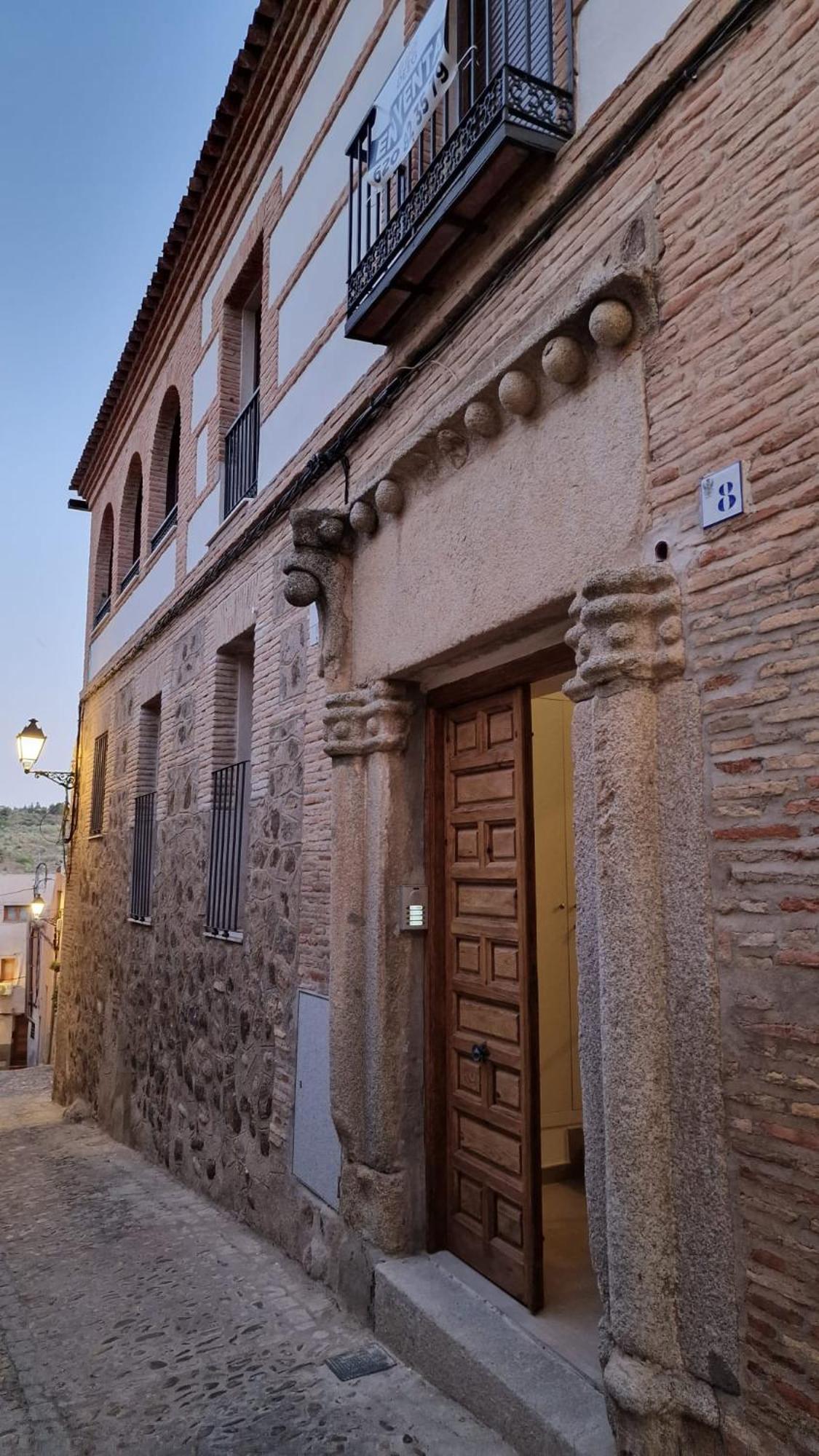 Dama Apartamentos Turísticos Toledo