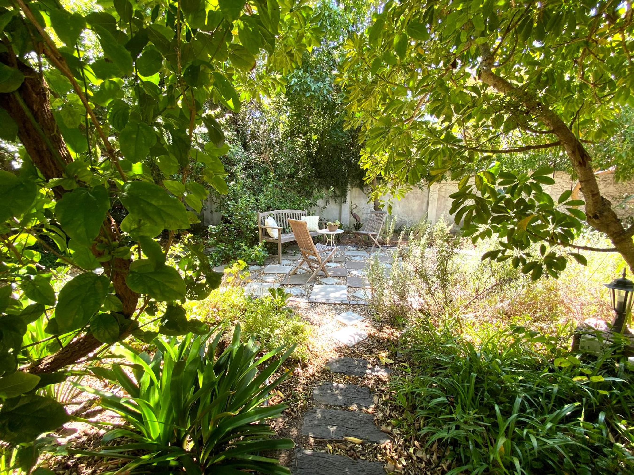 Jonquil Guest Cottage