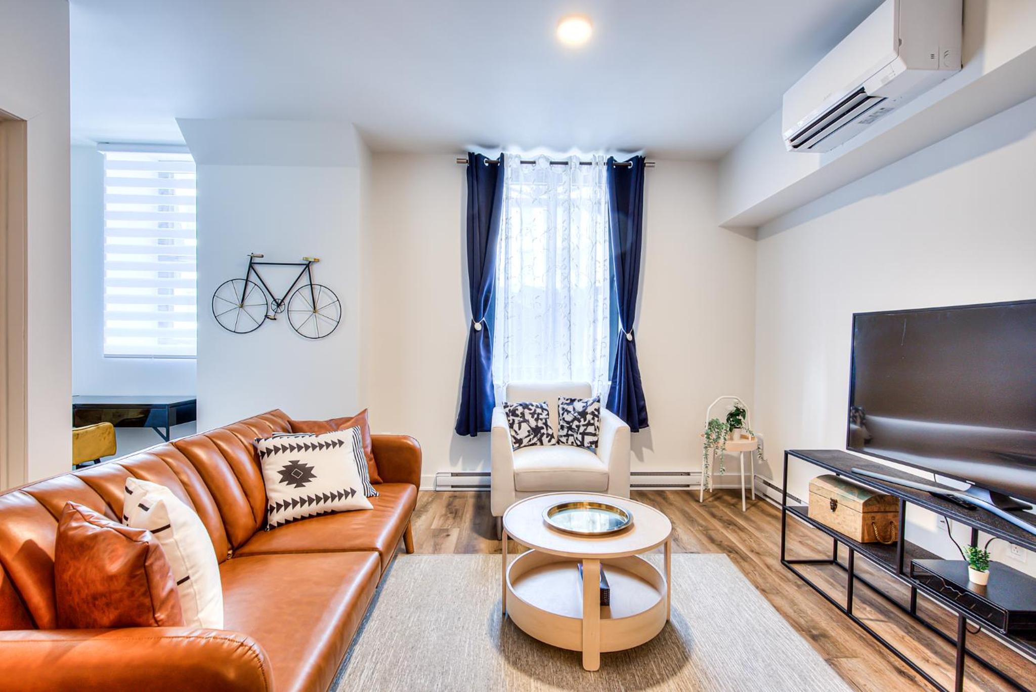 2Br+Gym for VIP Corporate & Students Downtown MTL