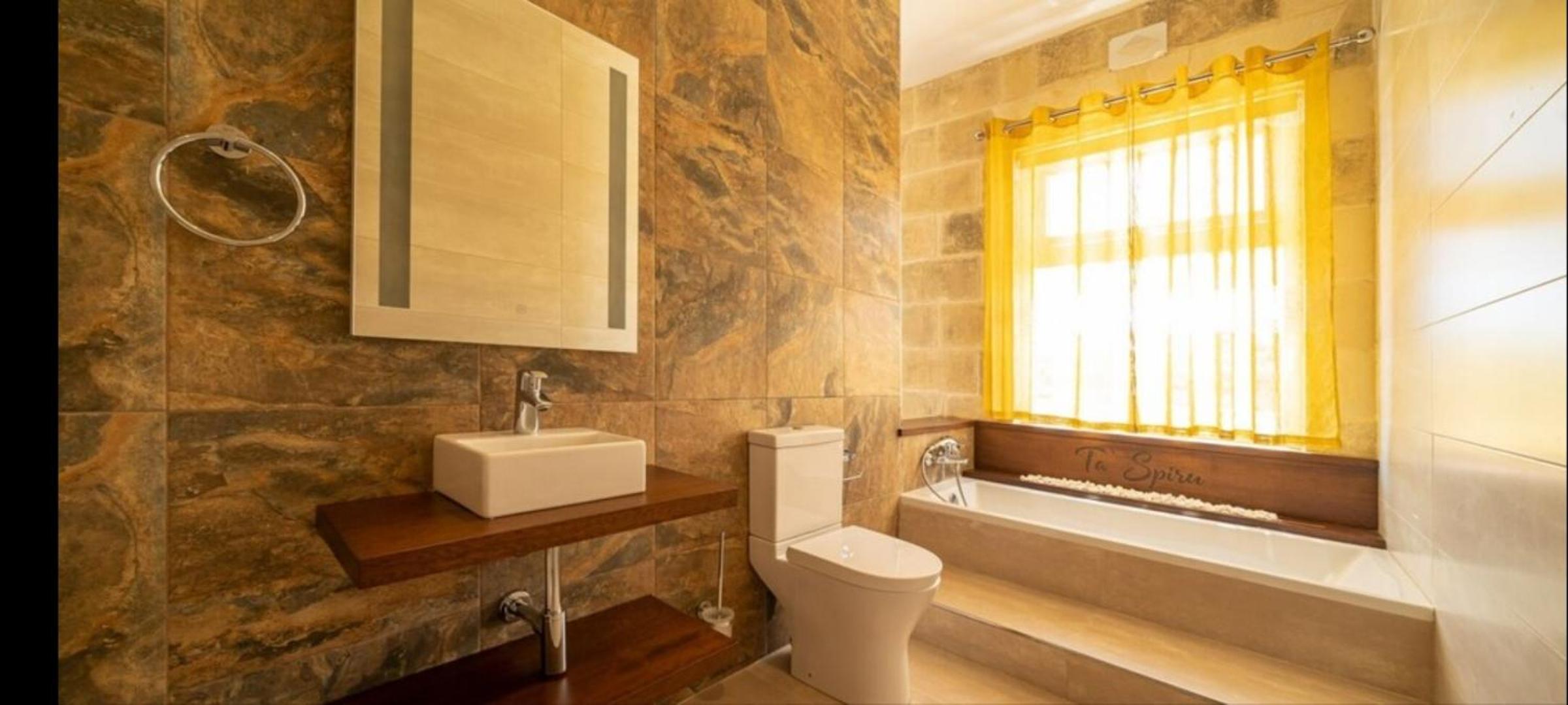 Ta Spiru House of Character with heated indoor pool