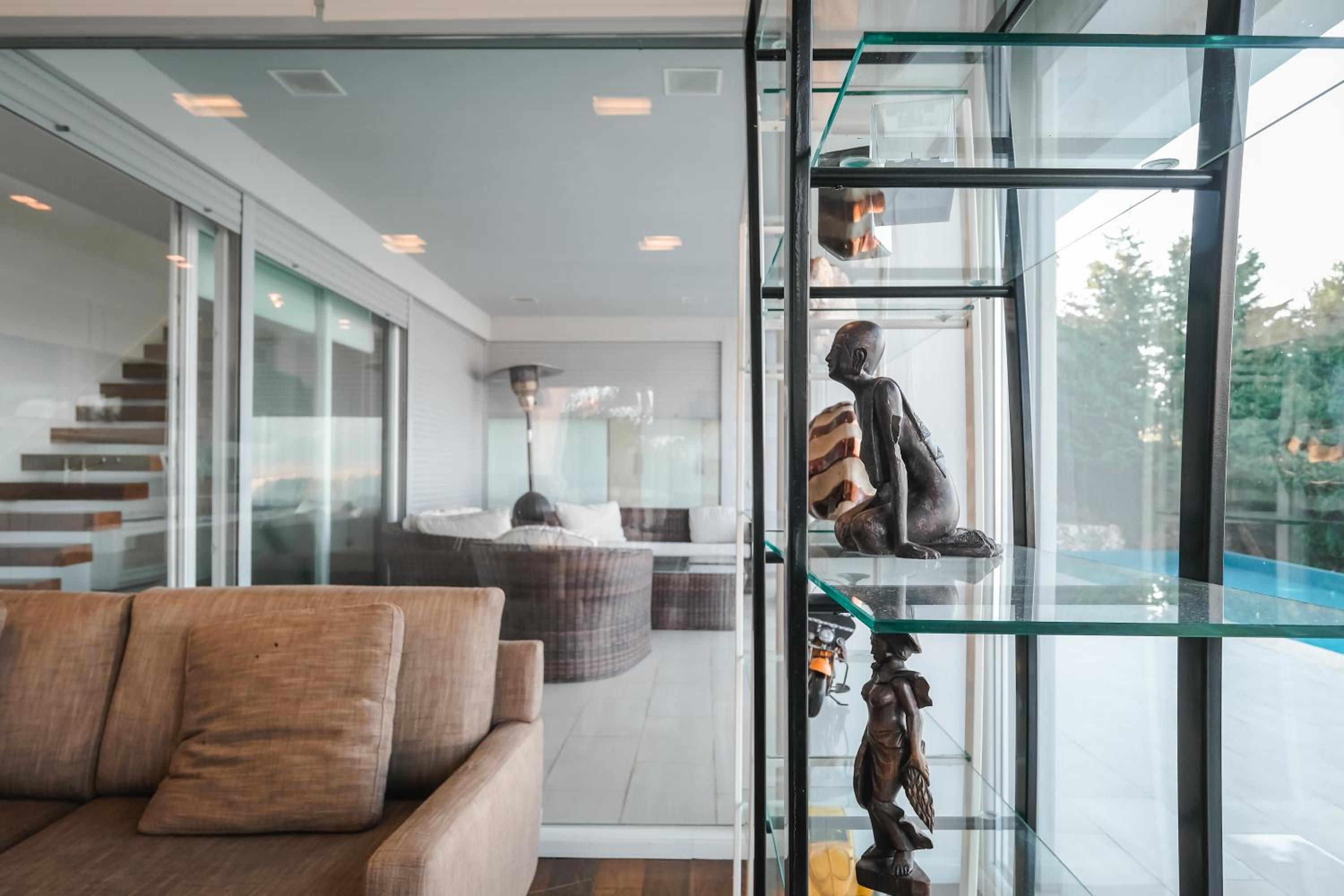 Exclusive Lake Villa by PikHost