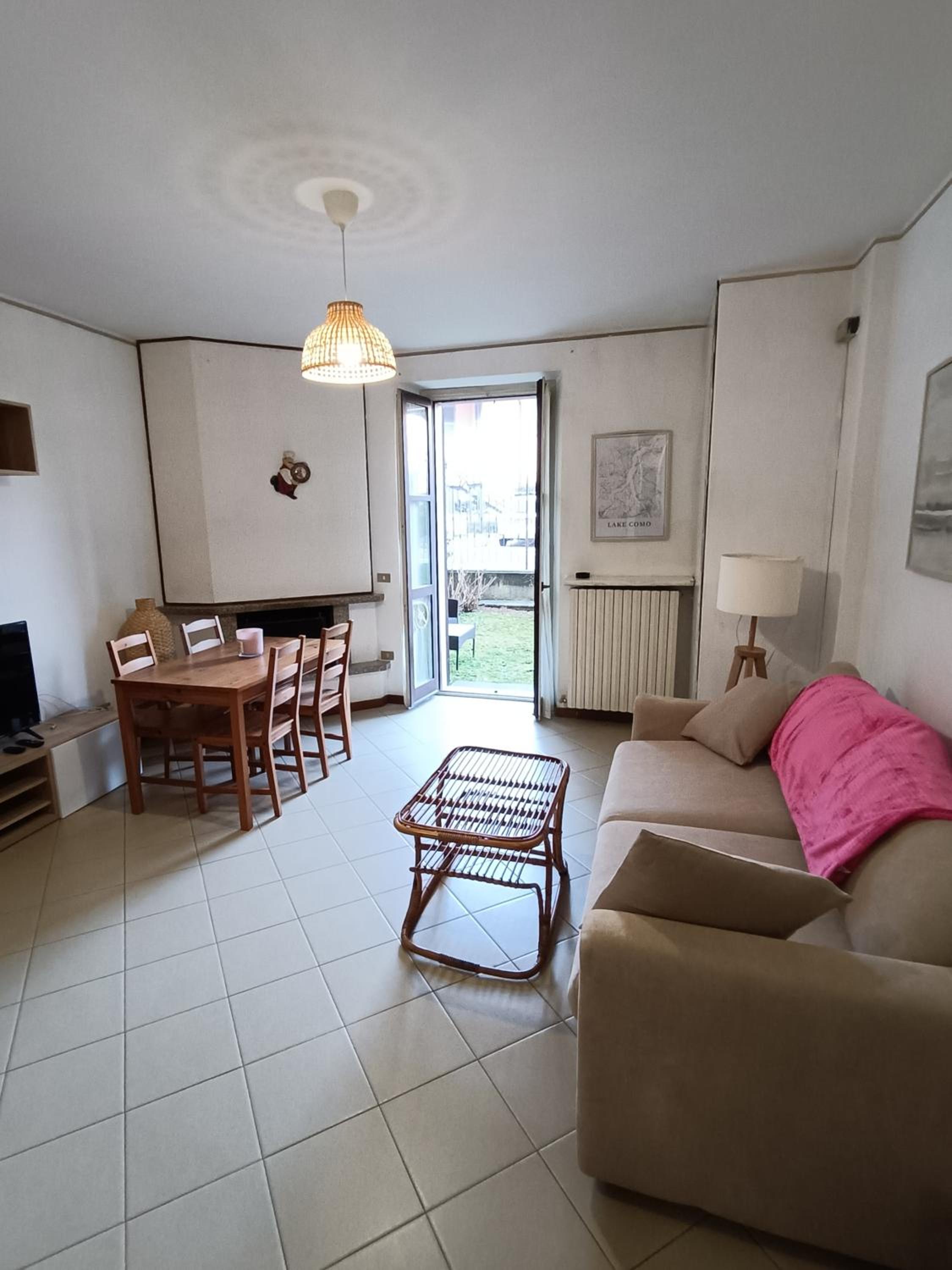 Casa vacanze La brezza di Varenna view 2