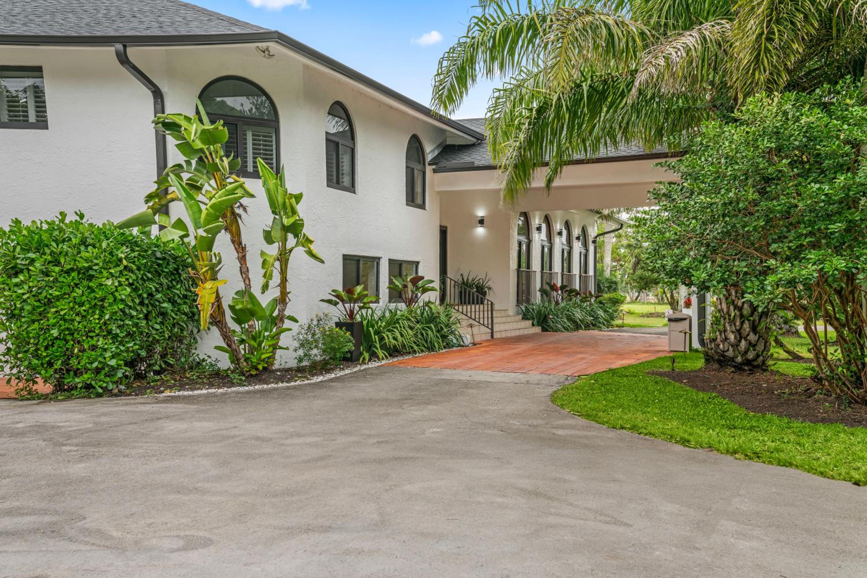 5-Acre Event Oasis, Heated Pool, Games and Sports Haven L50