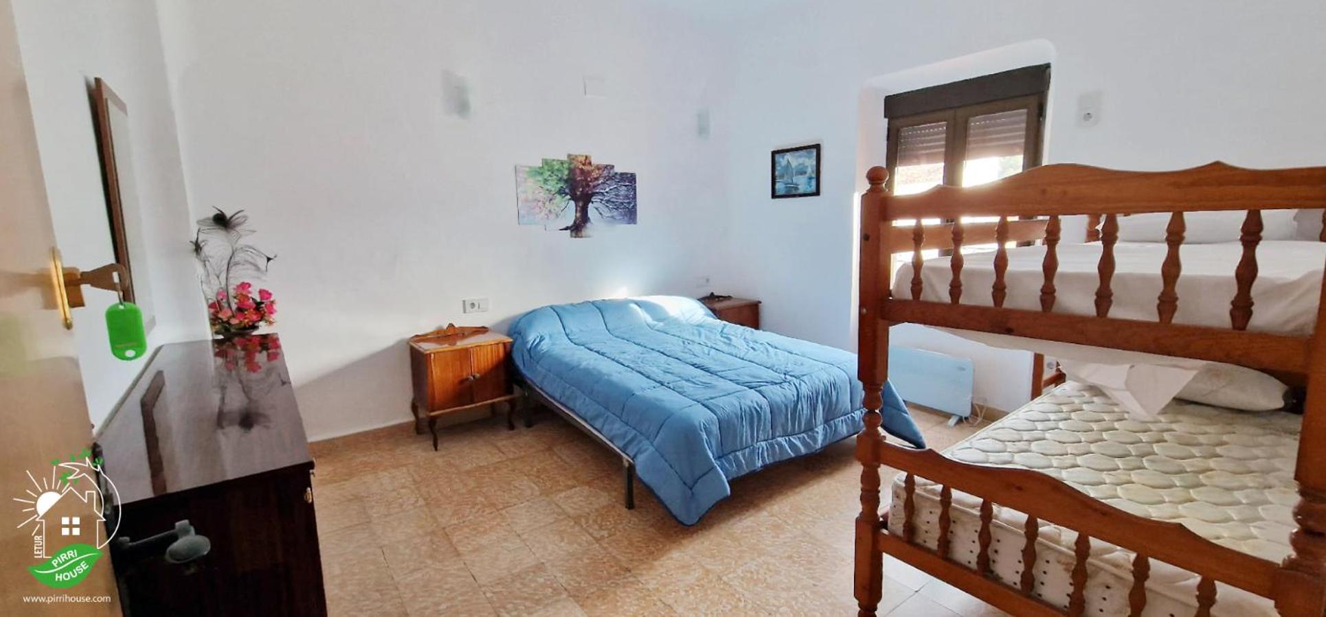Pirri House Letur