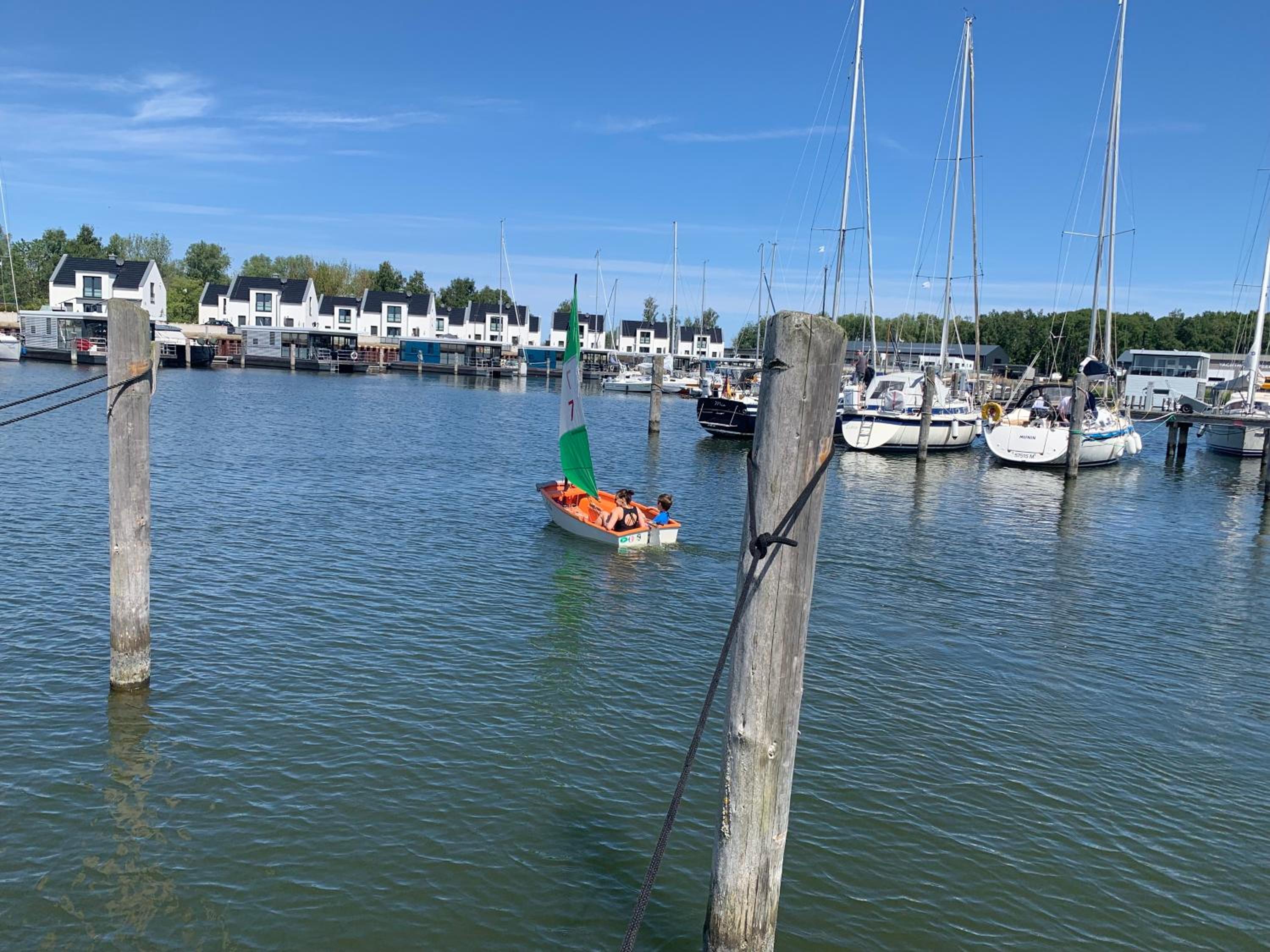 Exklusives FERIENHAUS im Yachthafen Peenemünde - mit Seeblick