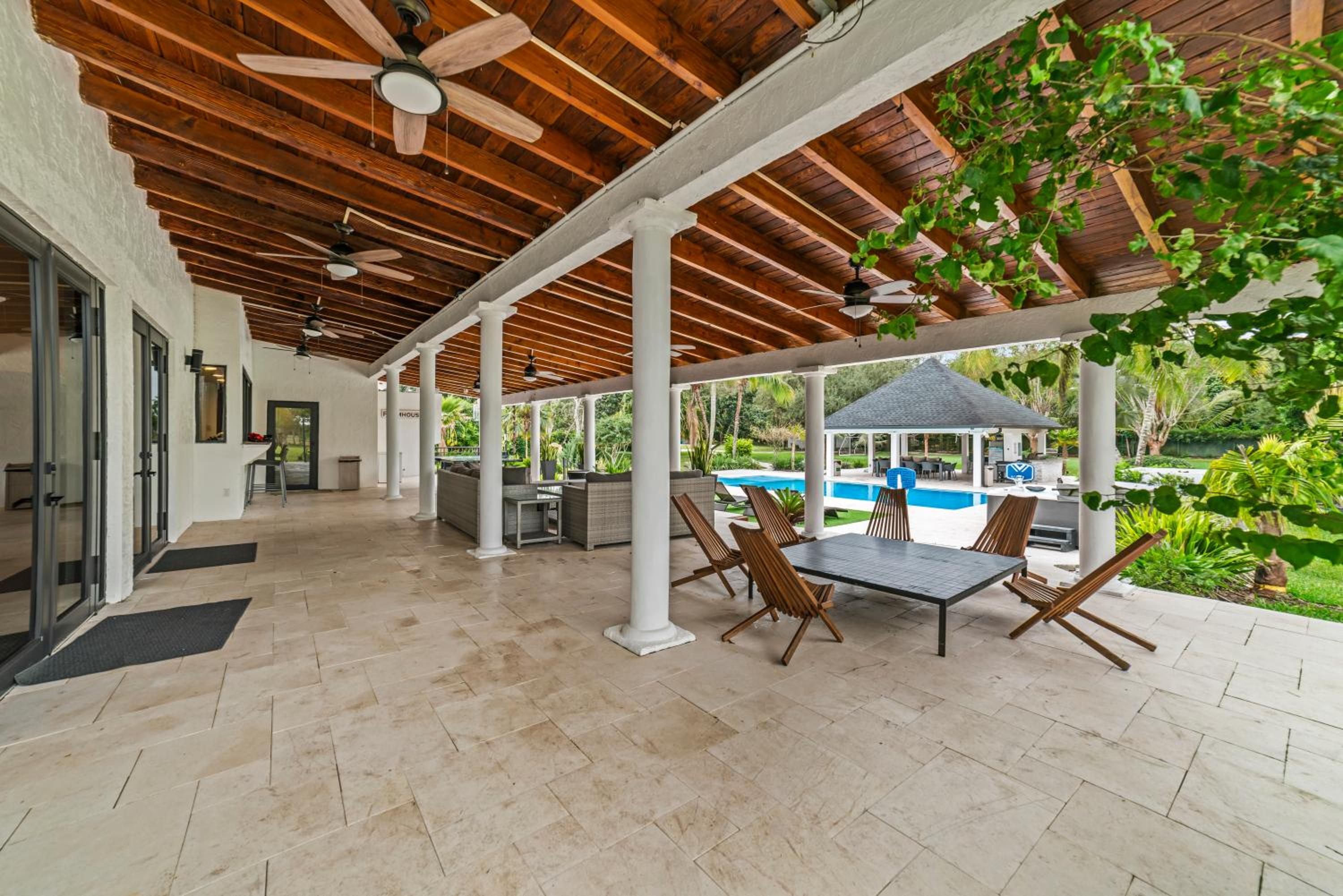 5-Acre Event Oasis, Heated Pool, Games and Sports Haven L50