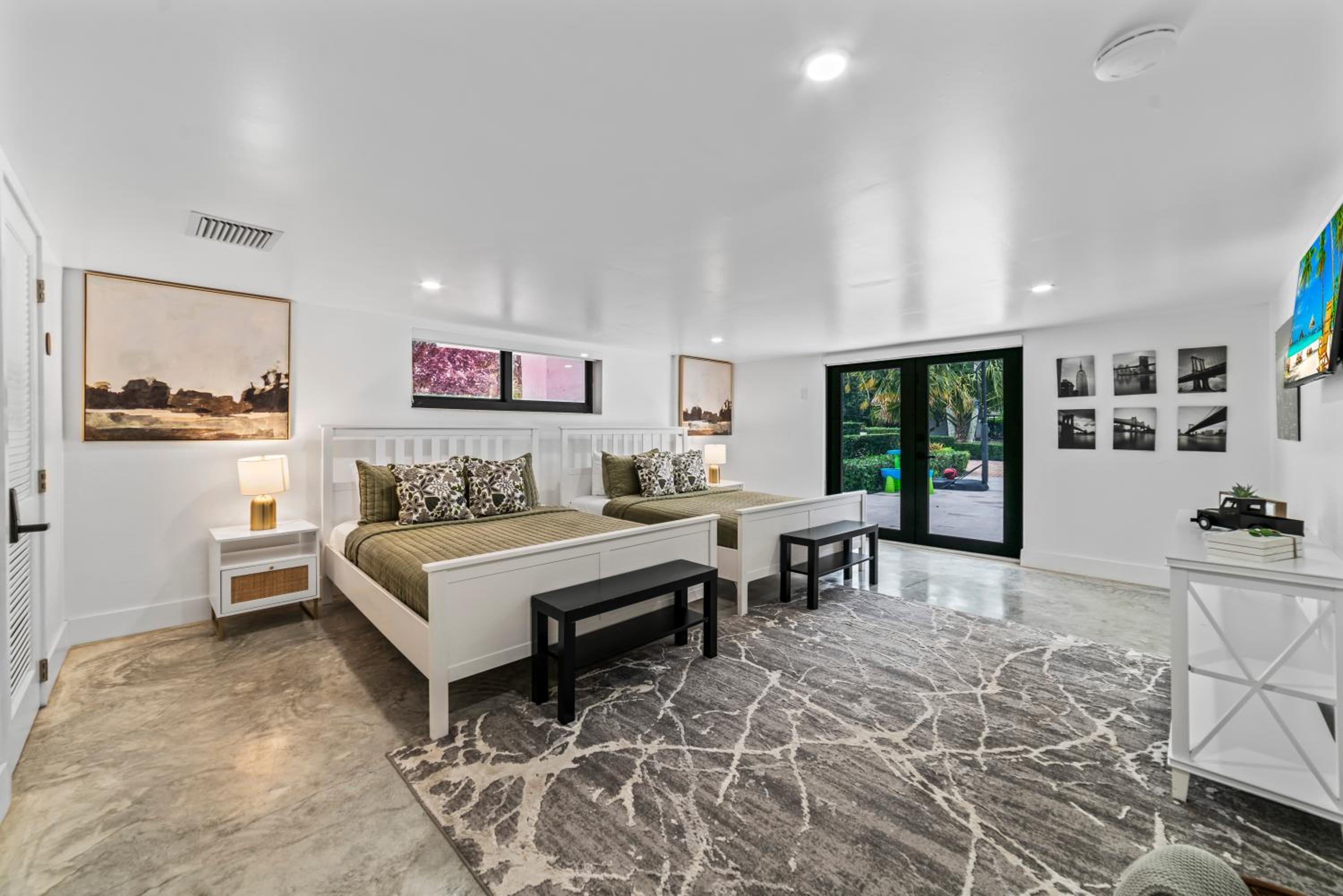 5-Acre Event Oasis, Heated Pool, Games and Sports Haven L50