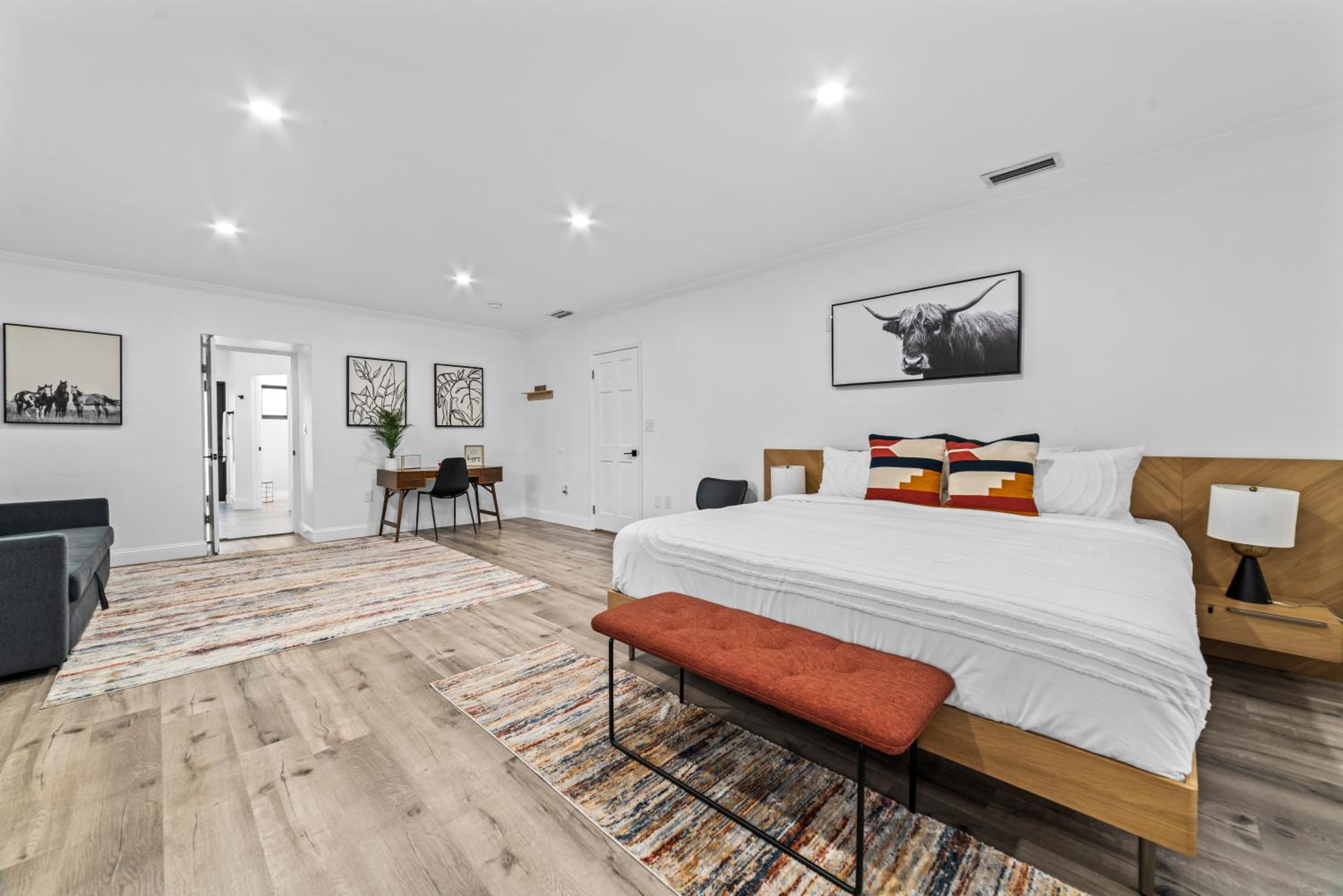 5-Acre Event Oasis, Heated Pool, Games and Sports Haven L50