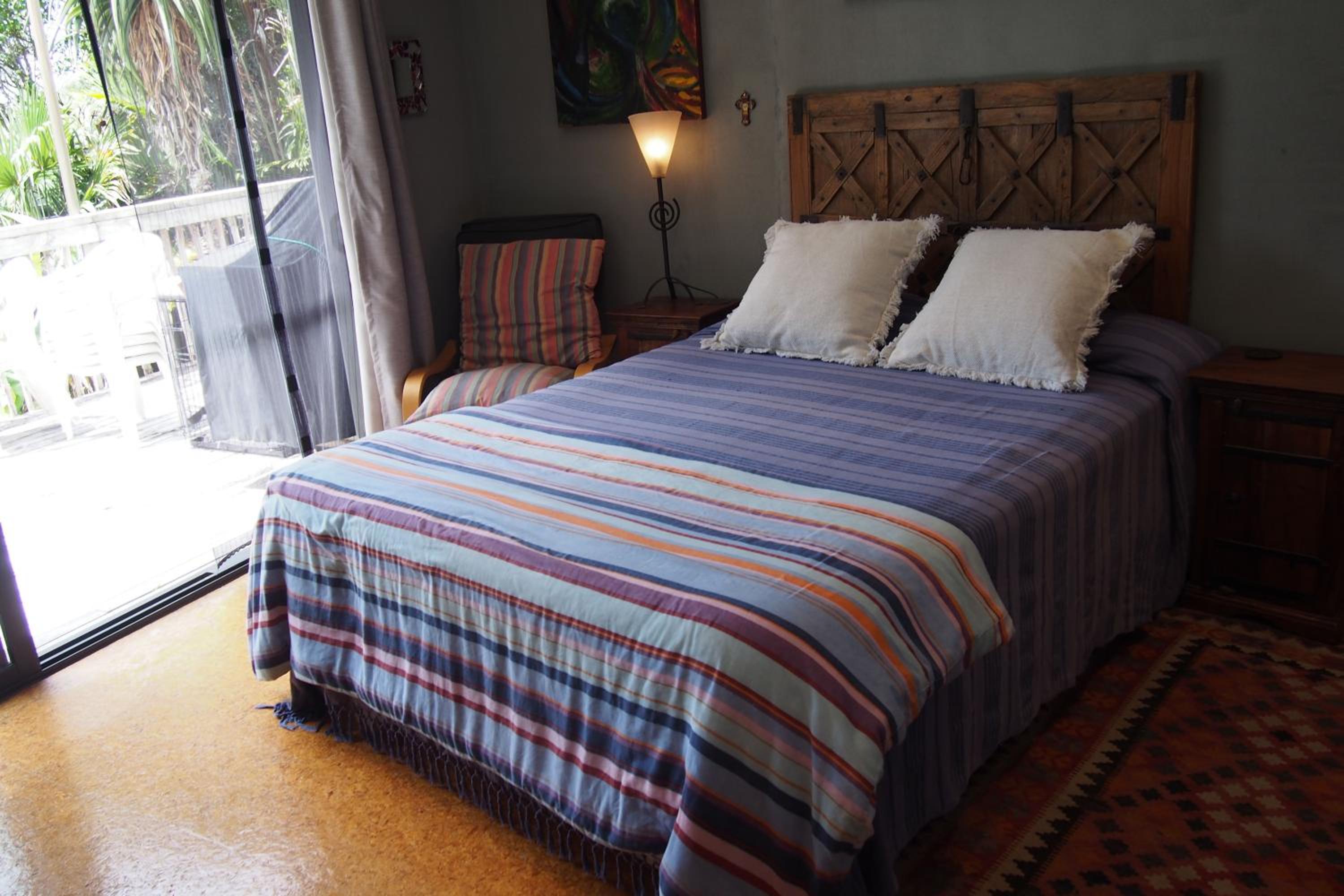 Hosts on the Coast - Oasis on Ocean view 3